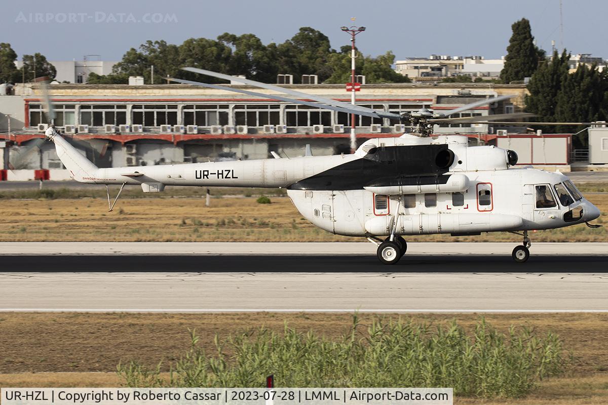 UR-HZL, Mil Mi-171E C/N 59489619851, Runway 13