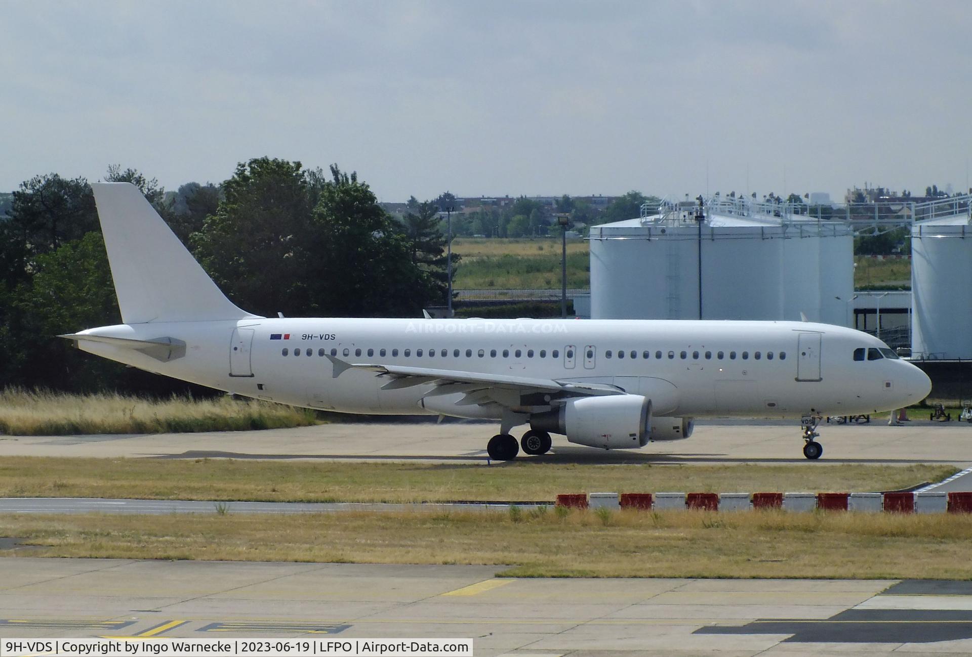 9H-VDS, 2002 Airbus A320-214 C/N 1757, Airbus A320-214 of Galistair Infinite Aviation at Paris-Orly airport
