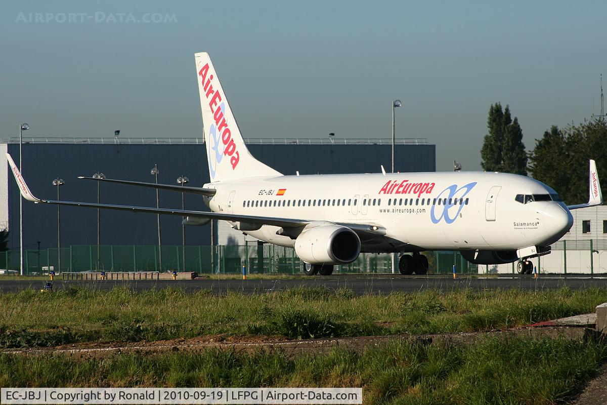 EC-JBJ, 2004 Boeing 737-8BK C/N 33972, at cdg
