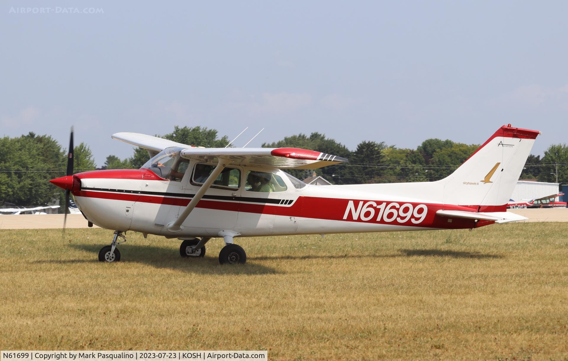 N61699, 1975 Cessna 172M C/N 17264740, Cessna 172M