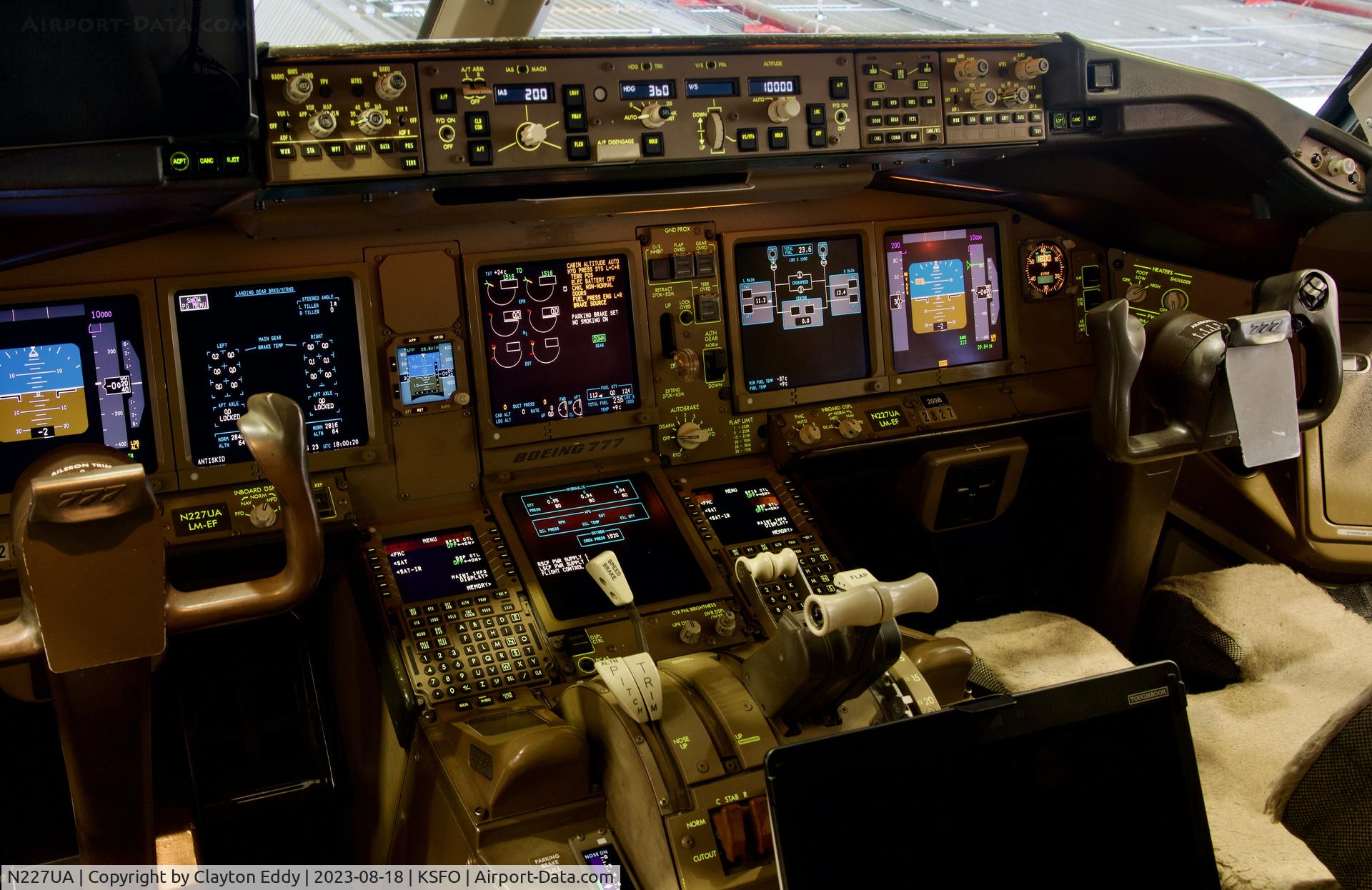 N227UA, 2002 Boeing 777-222 C/N 30555, Flightdeck SFO 2023.