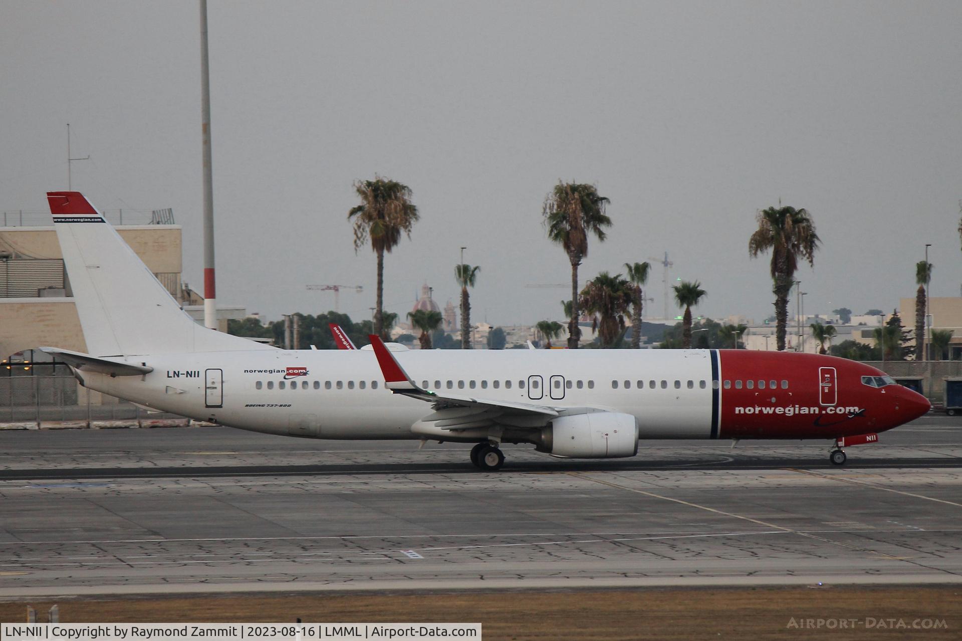 LN-NII, 2014 Boeing 737-8JP C/N 43877, B737-800 LN-NII Norwegian Air Shuttle