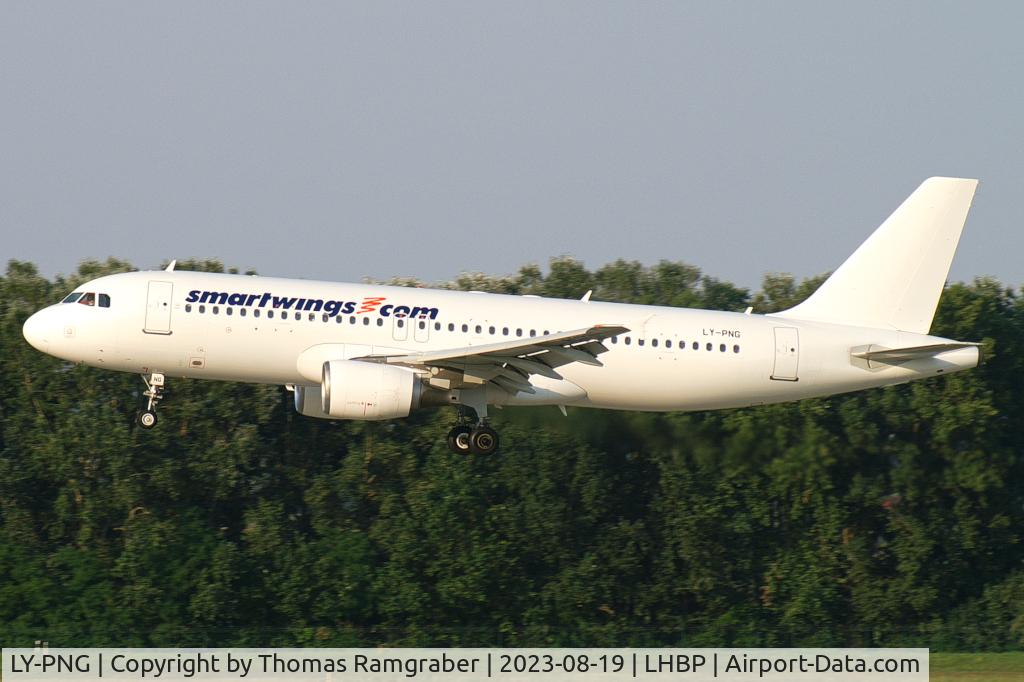 LY-PNG, 2009 Airbus A320-216 C/N 4075, Smartwings (Heston Airlines) Airbus A320