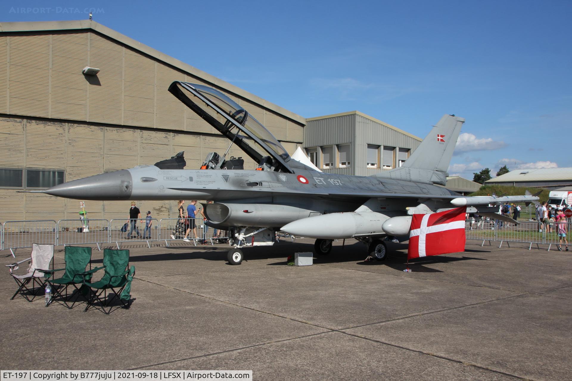 ET-197, 1978 General Dynamics F-16B Fighting Falcon C/N 6G-13, during Luxeuil Air Show 2021