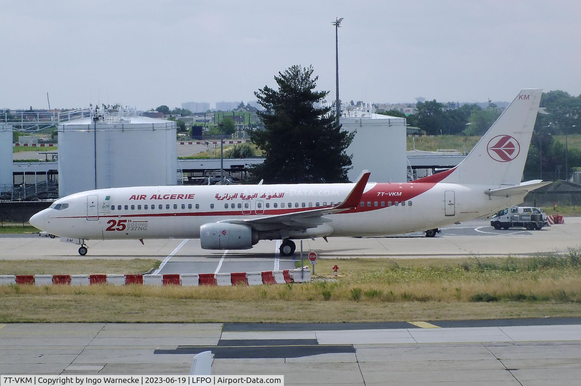 7T-VKM, 2016 Boeing 737-8D6 C/N 60749, Boeing 737-8D6 of Air Algerie at Paris/Orly airport