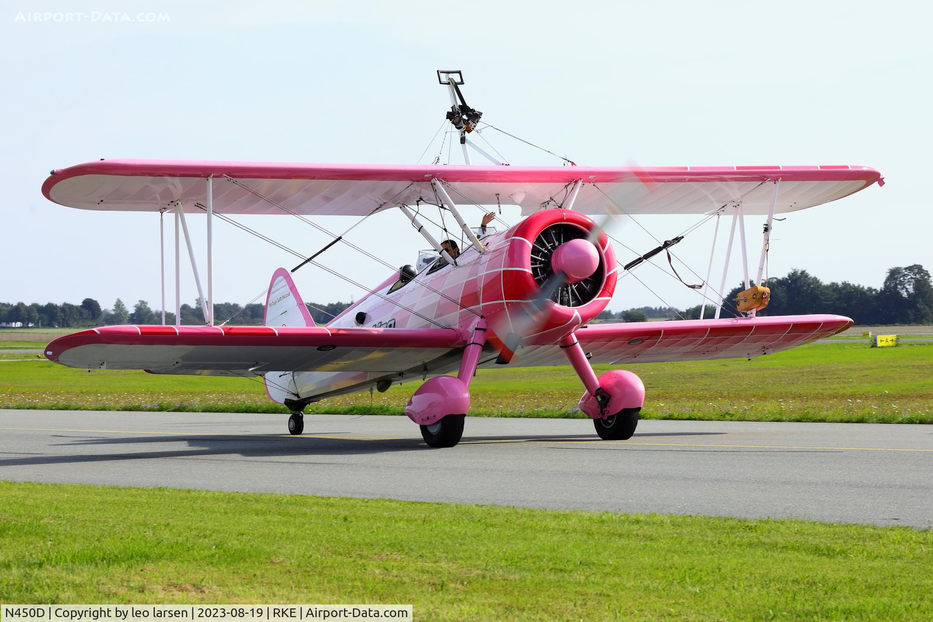 N450D, 1943 Boeing PT-13D Kaydet (E75) C/N 75-5099, Roskilde Air Show 19,8,2023