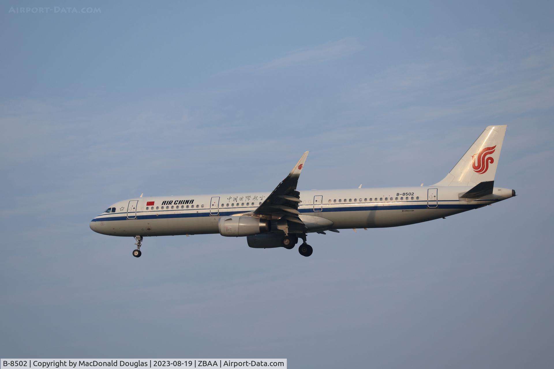 B-8502, 2016 Airbus A321-232 C/N 7468, PEK/ZBAA
