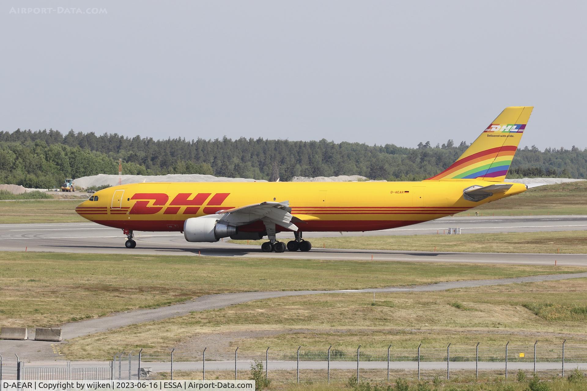 D-AEAR, 1994 Airbus A300B4-622R(F) C/N 730, RWI 01L