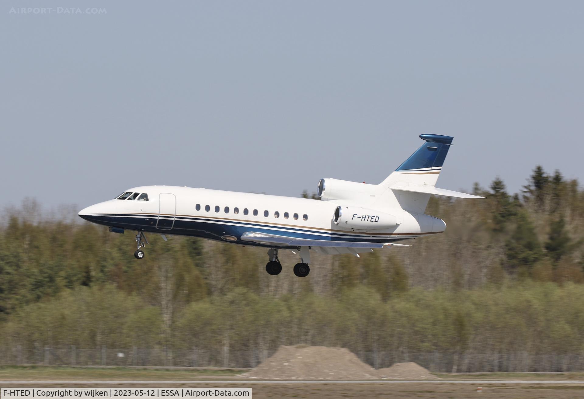 F-HTED, 2003 Dassault Falcon 900EX C/N 118, RWY 26