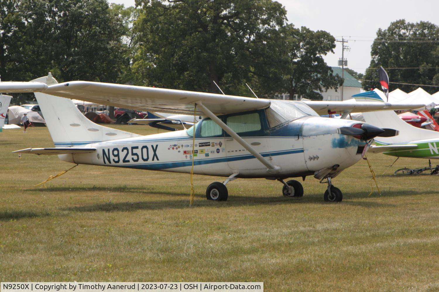 N9250X, 1961 Cessna 182E Skylane C/N 18253650, 1961 Cessna 182E, c/n: 18253650, AirVenture 2023. Original paint.