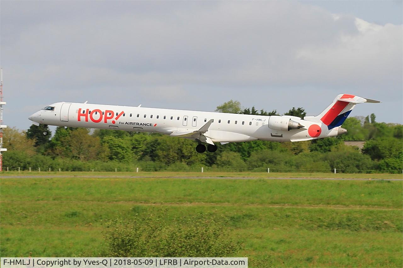F-HMLJ, 2011 Bombardier CRJ-1000EL NG (CL-600-2E25) C/N 19015, Bombardier CRJ-1000EL NG, Landing rwy 25L, Brest-Bretagne Airport (LFRB-BES)