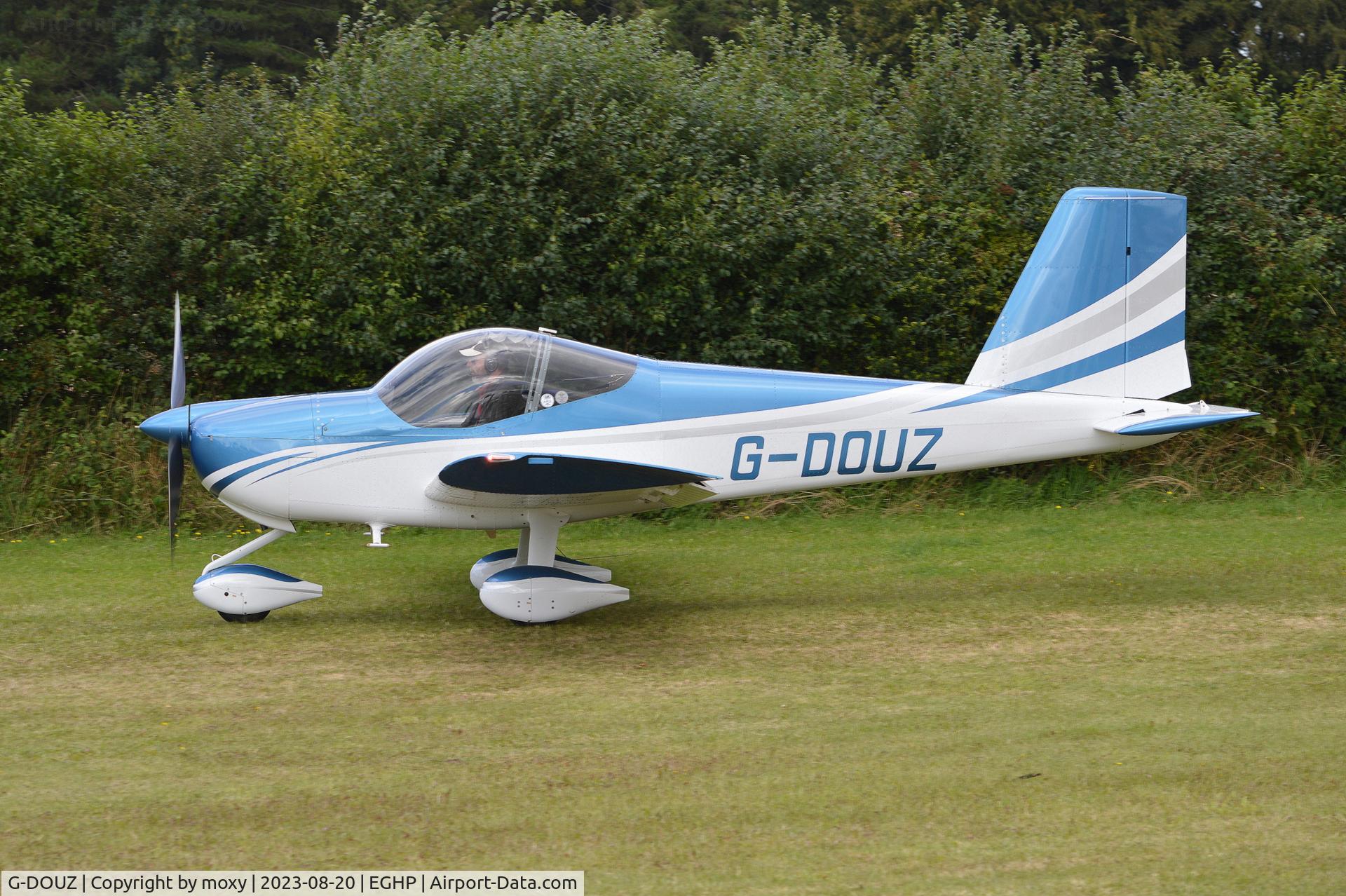 G-DOUZ, 2017 Vans RV-12 C/N LAA 363-15344, Vans RV-12 at Popham.
