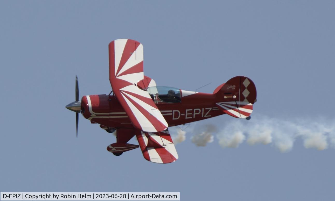 D-EPIZ, 1972 Aerotek Pitts S-2A Special Special C/N 2019, Pitts auf dem Flugplatzfest 
