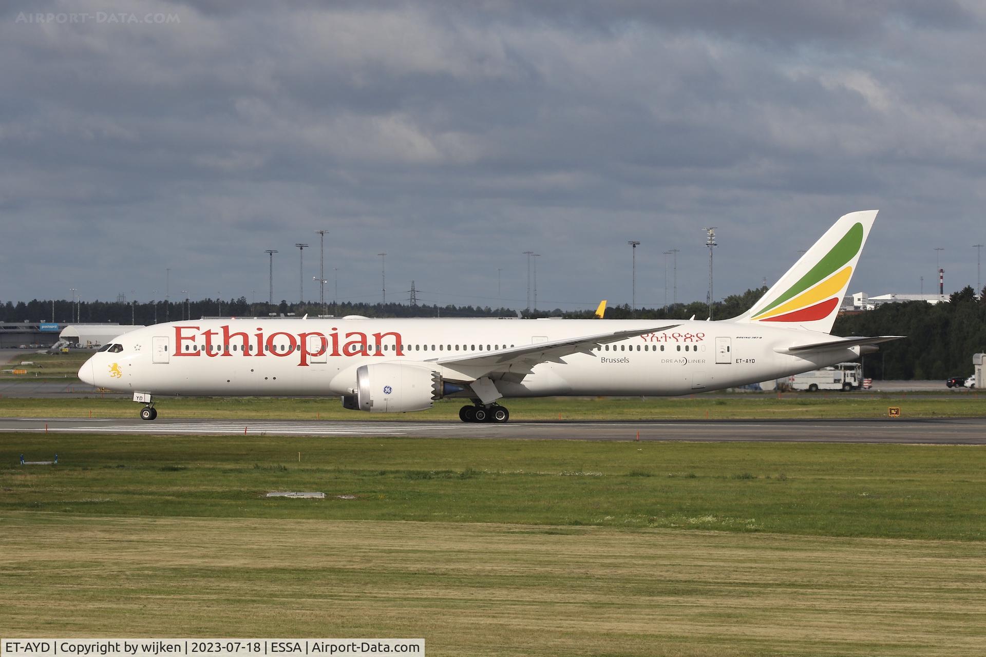 ET-AYD, 2023 Boeing 787-9 Dreamliner C/N 65099, RWY 19L