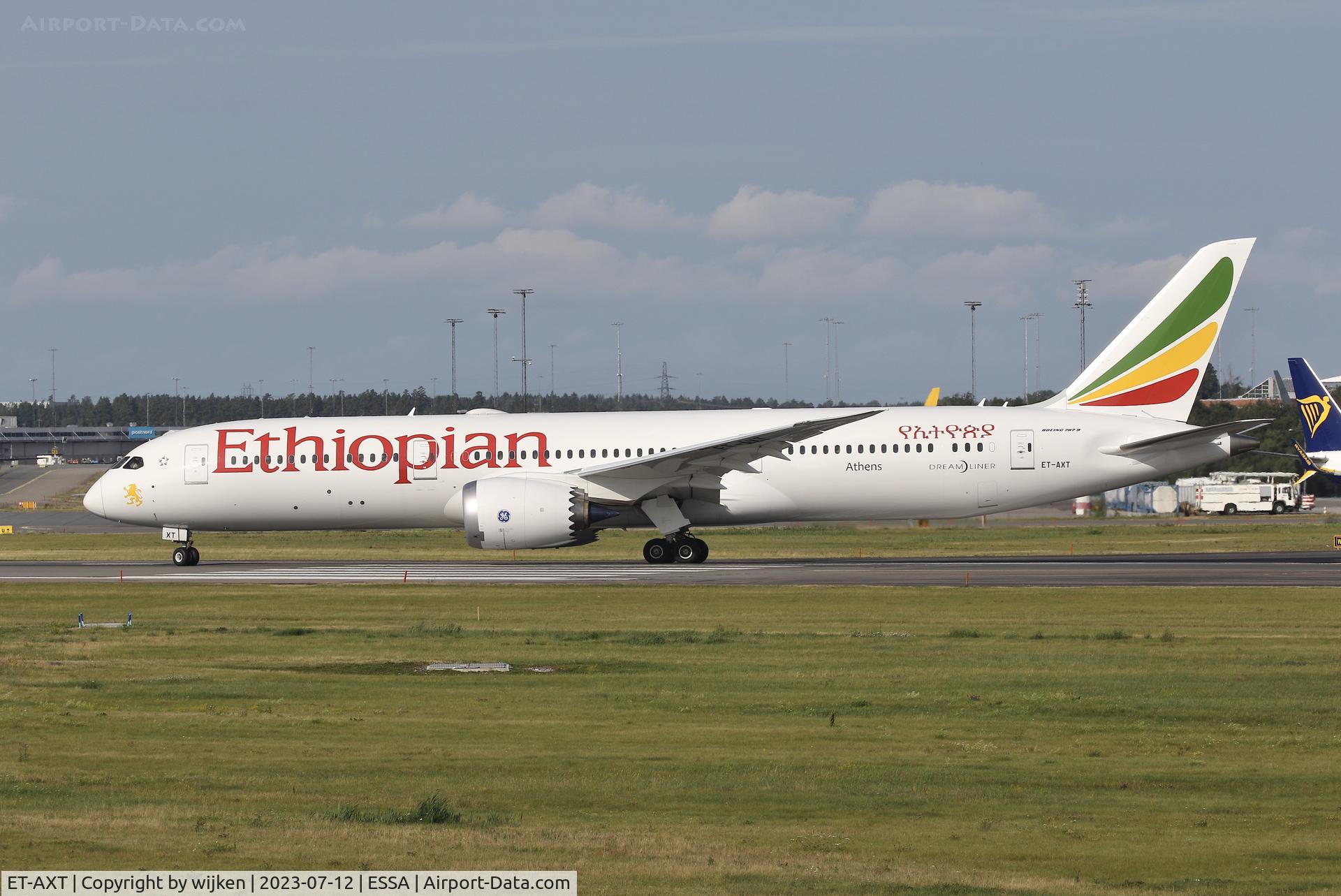 ET-AXT, 2022 Boeing 787-9 Dreamliner C/N 65098, RWY 19L