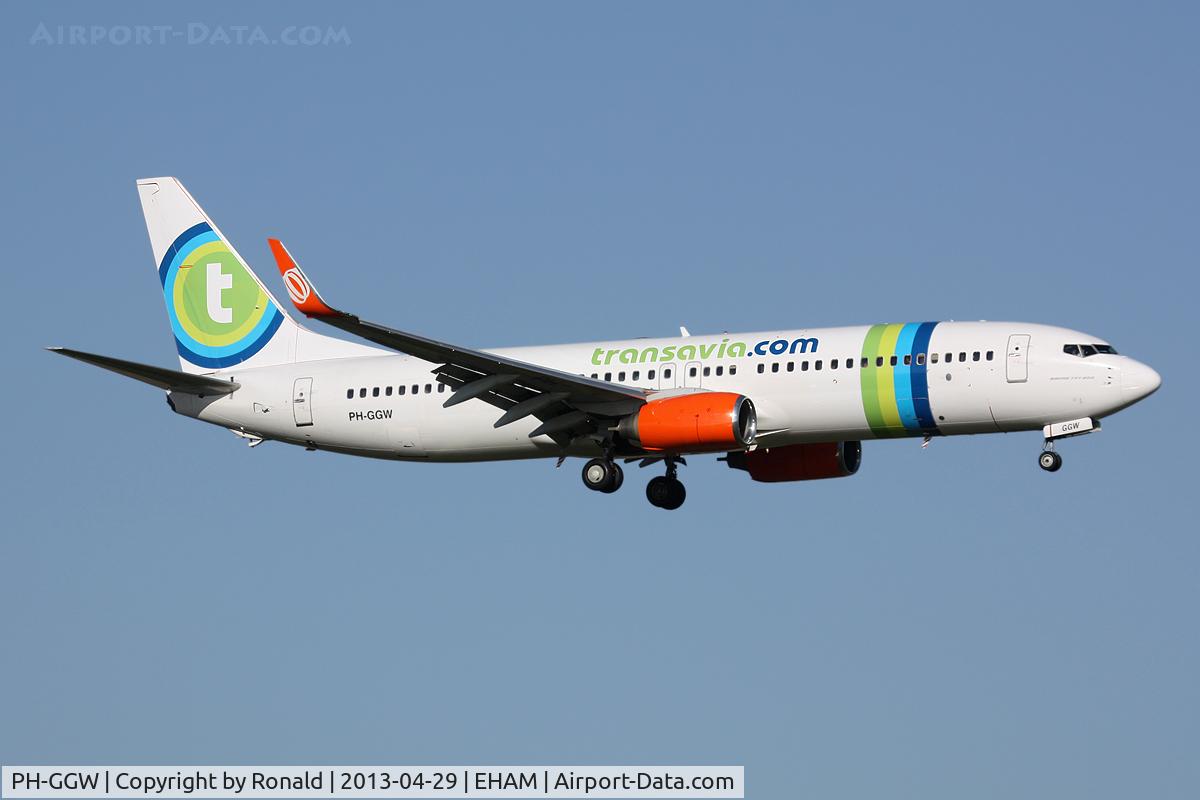 PH-GGW, 2010 Boeing 737-8EH C/N 35831, at spl
