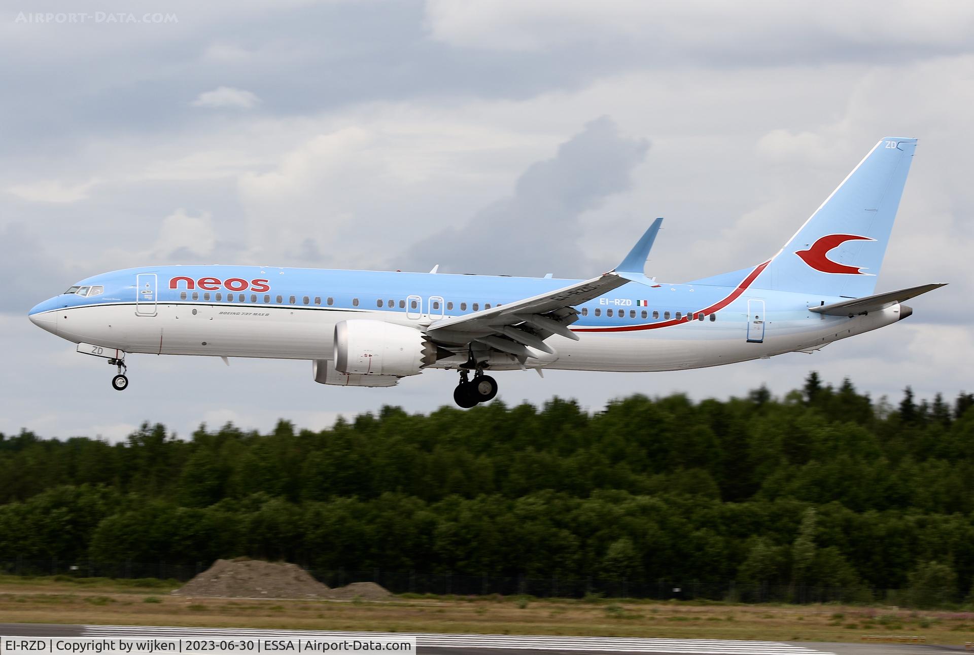 EI-RZD, Boeing 737-8 MAX C/N 43582, RWY 26