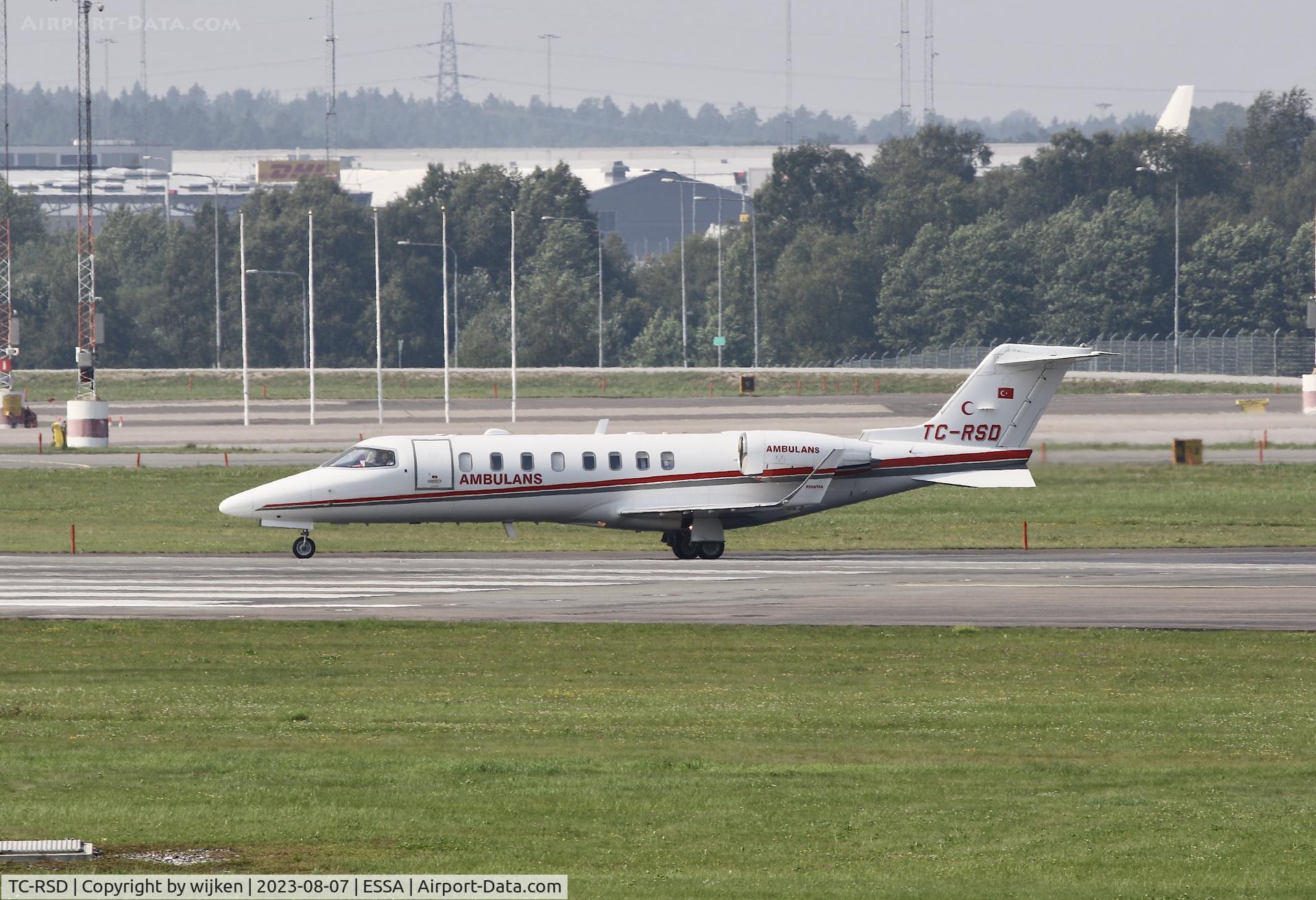 TC-RSD, 2012 Learjet 45 C/N 45-453, RWY 19L