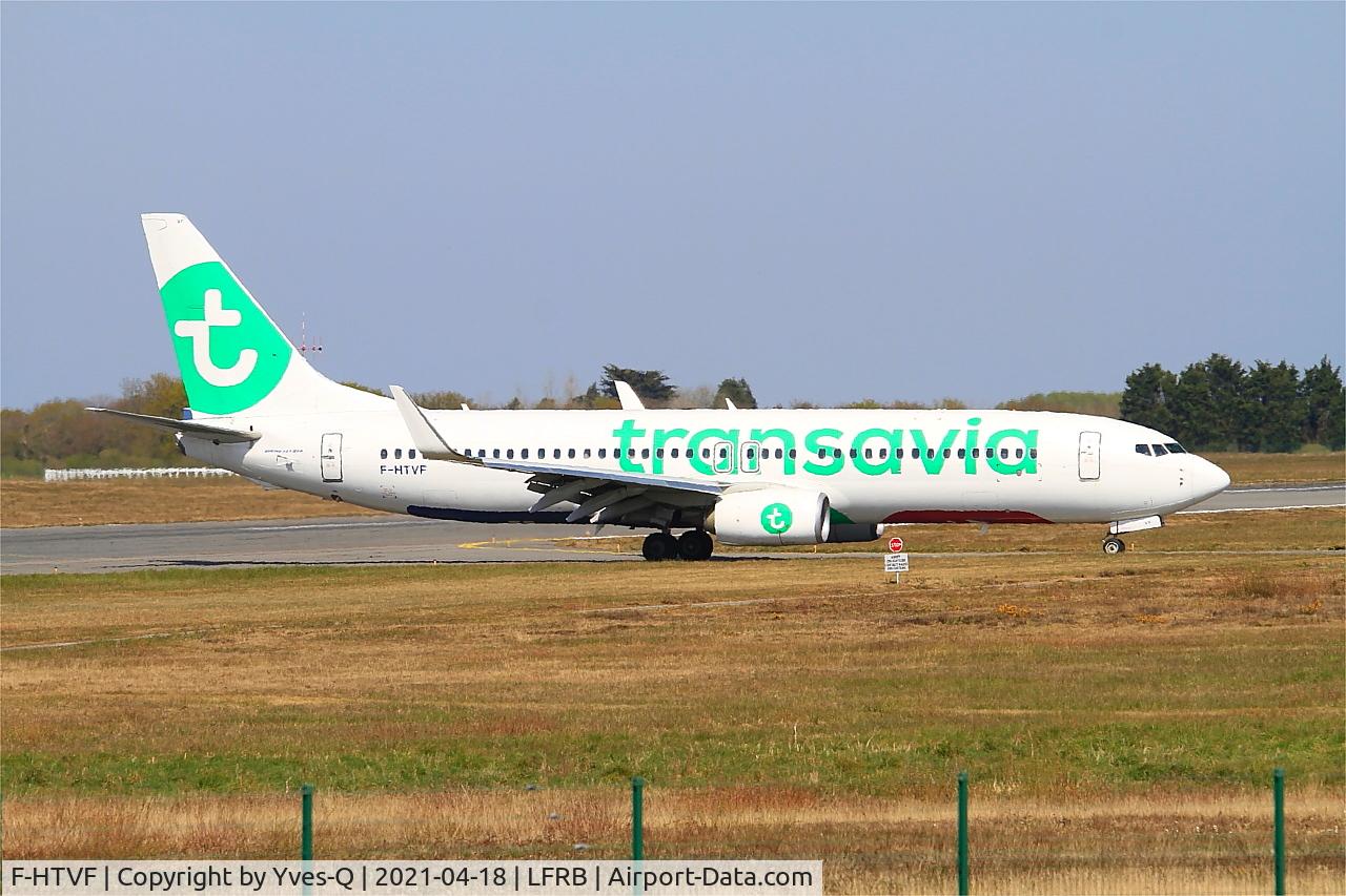 F-HTVF, 2017 Boeing 737-8K2 C/N 62160, Boeing 737-8K2, Exit Charlie, Brest-Bretagne Airport (LFRB-BES)