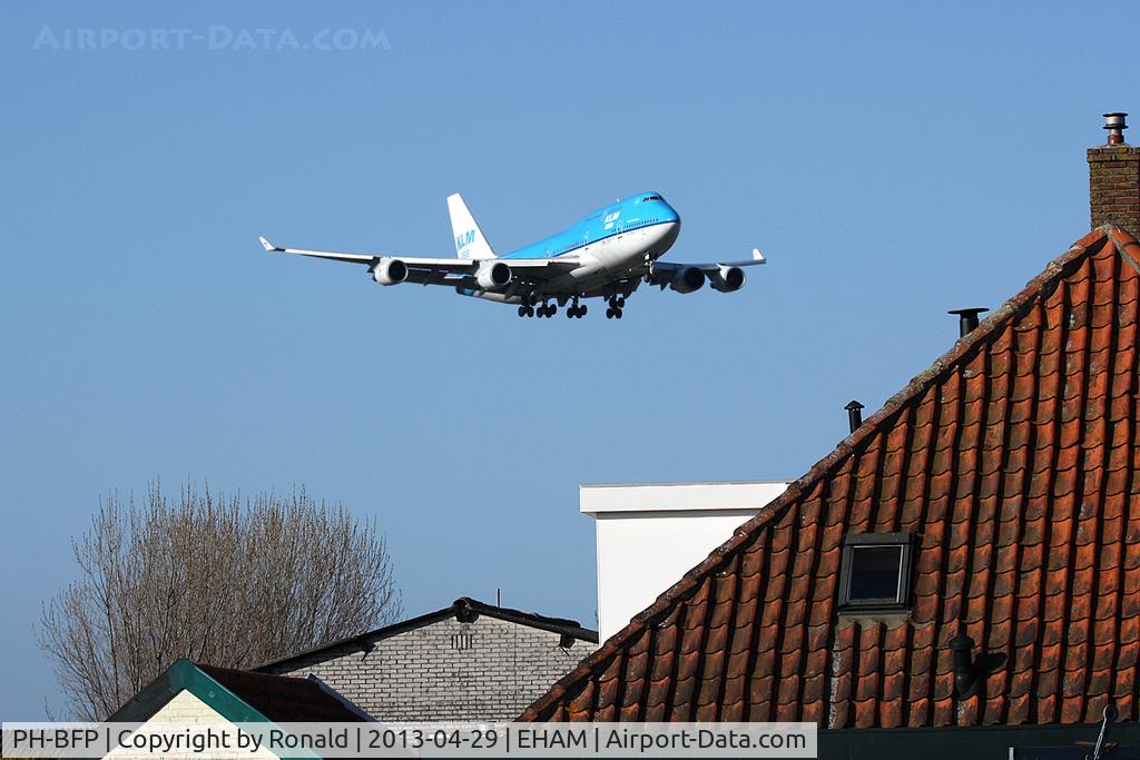 PH-BFP, 1993 Boeing 747-406BC C/N 26374, at spl