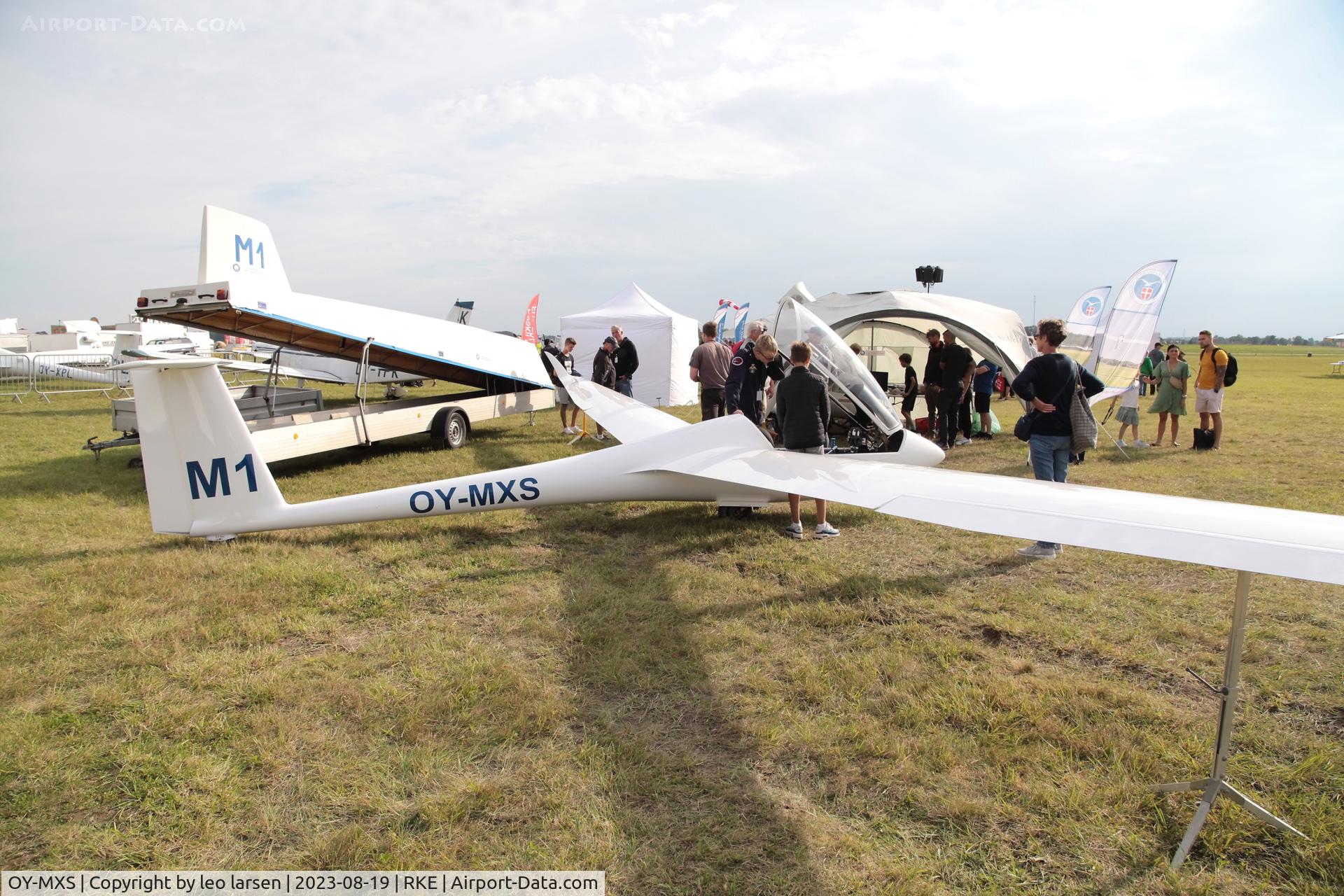 OY-MXS, 1984 Rolladen-Schneider LS-4 C/N 4444, Roskilde Air Show 19.8.2023