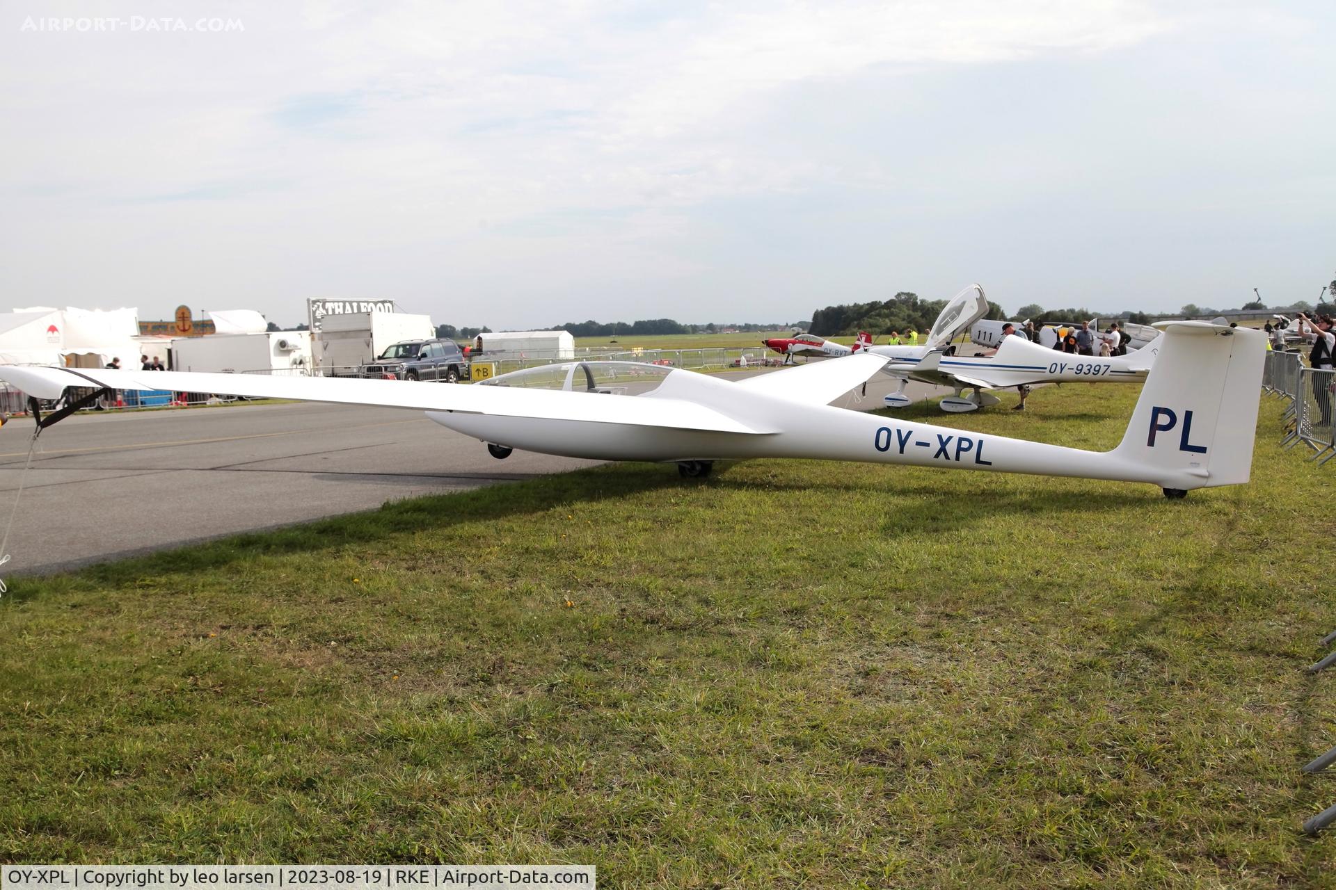 OY-XPL, 1987 Schleicher ASK-21 C/N 21356, Roskilde Air Show 19.8.2023