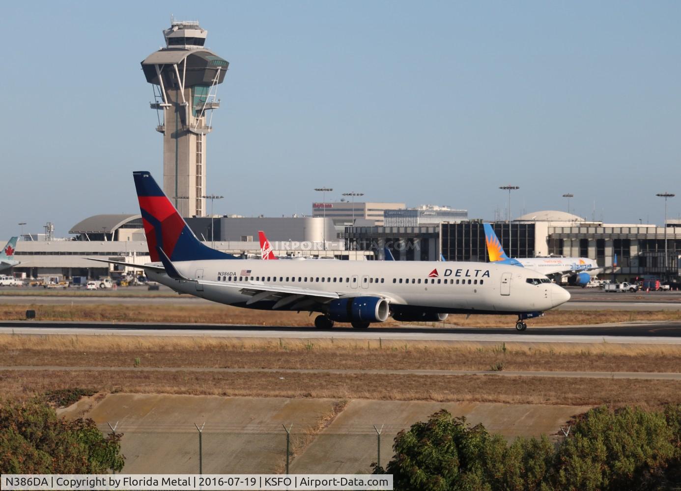 N386DA, 1999 Boeing 737-832 C/N 30373, DAL 738 zx in from SFO
