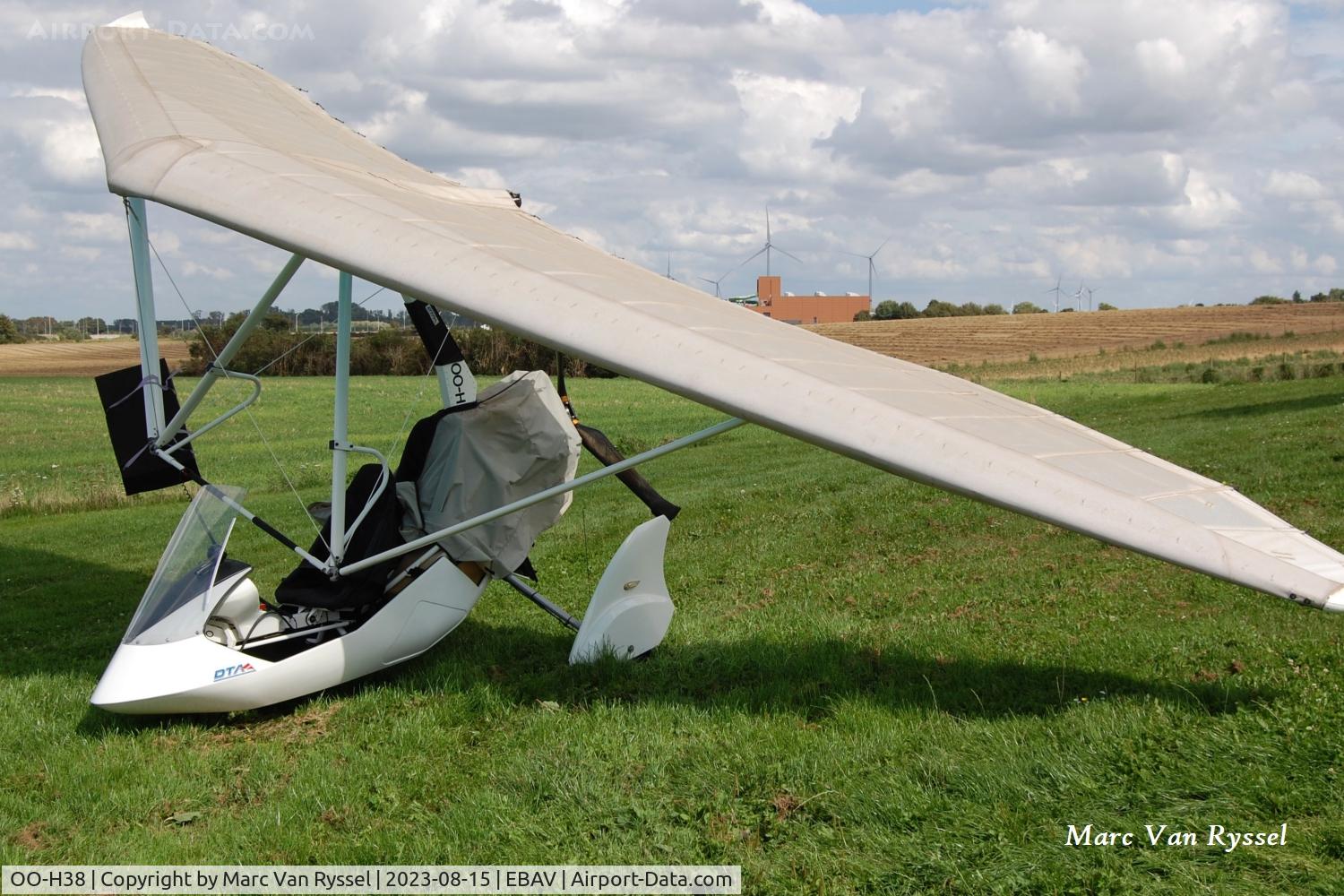 OO-H38, 2014 DTA Combo Surf Magic C/N 168, At Avernas
