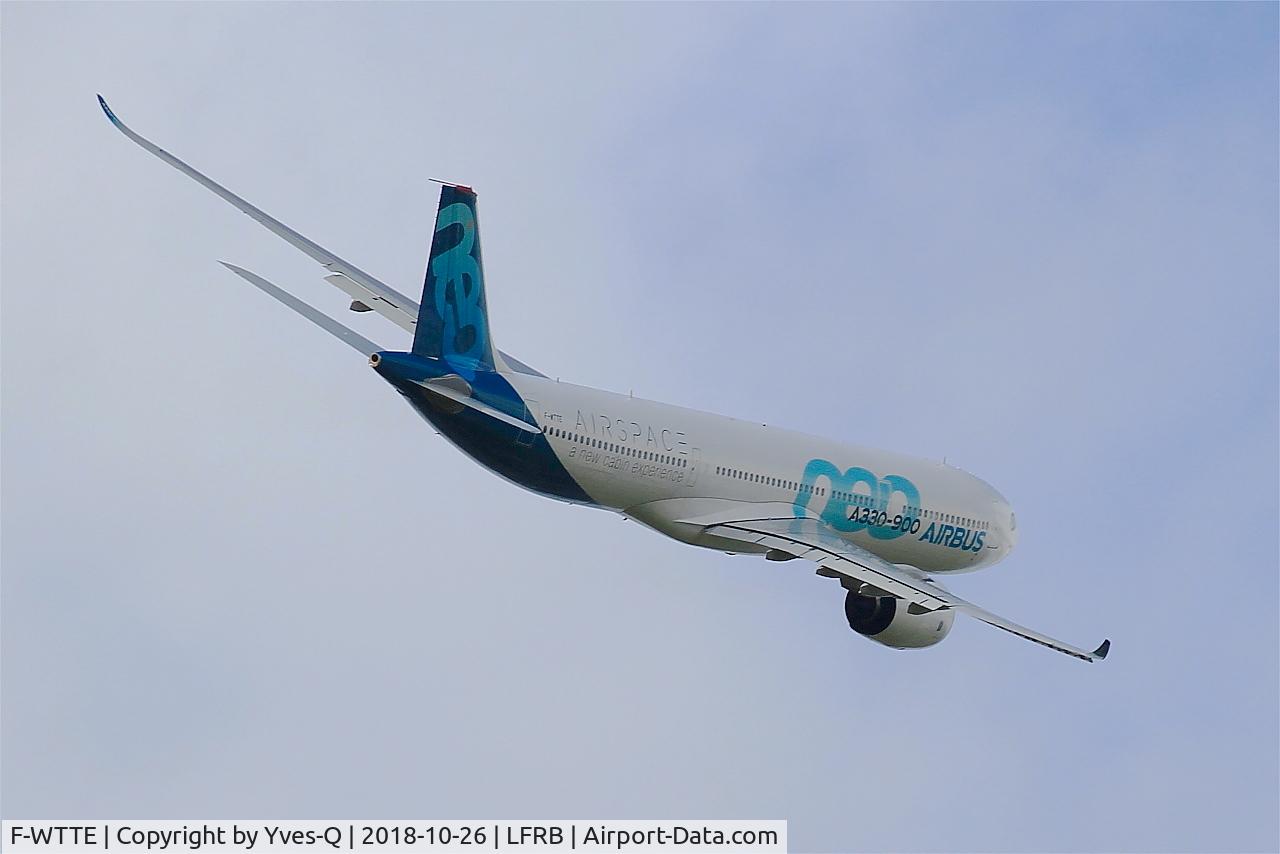 F-WTTE, 2017 Airbus A330-941N C/N 1812, Airbus A330-941 neo, Flight test, Brest-Bretagne airport (LFRB-BES)