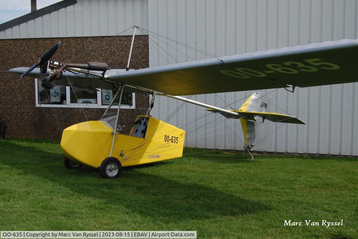 OO-635, 1984 Weedhopper JC-26 Gipsy C/N 01, At Avernas