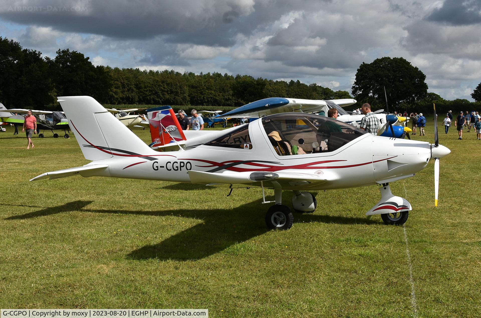 G-CGPO, 2011 TL Ultralight TL-2000UK Sting Carbon C/N LAA 347-14896, TL Ultralight TL-2000UK Sting Carbon at Popham.