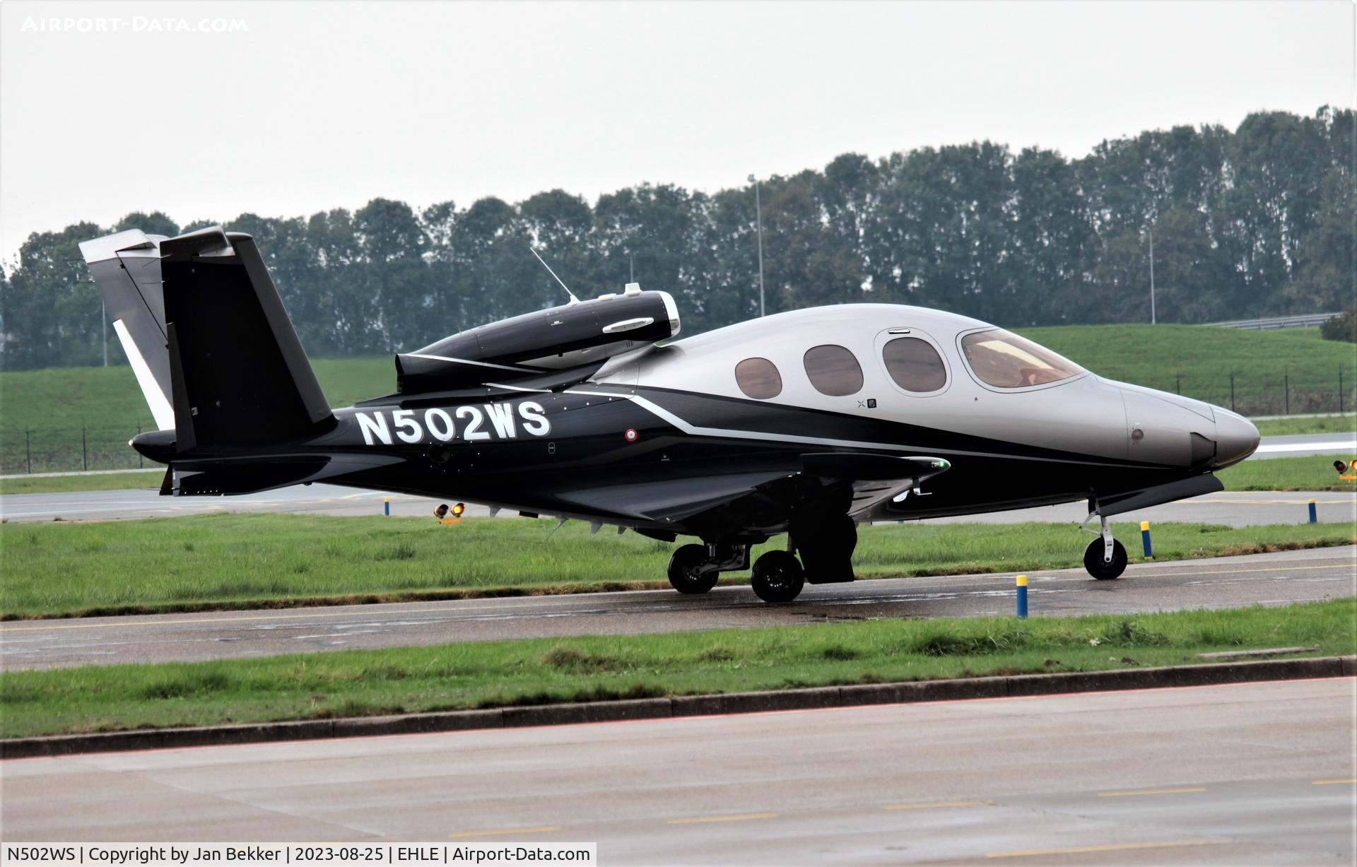 N502WS, 2021 Cirrus SF50 Vision C/N 0262, Lelystad Airport