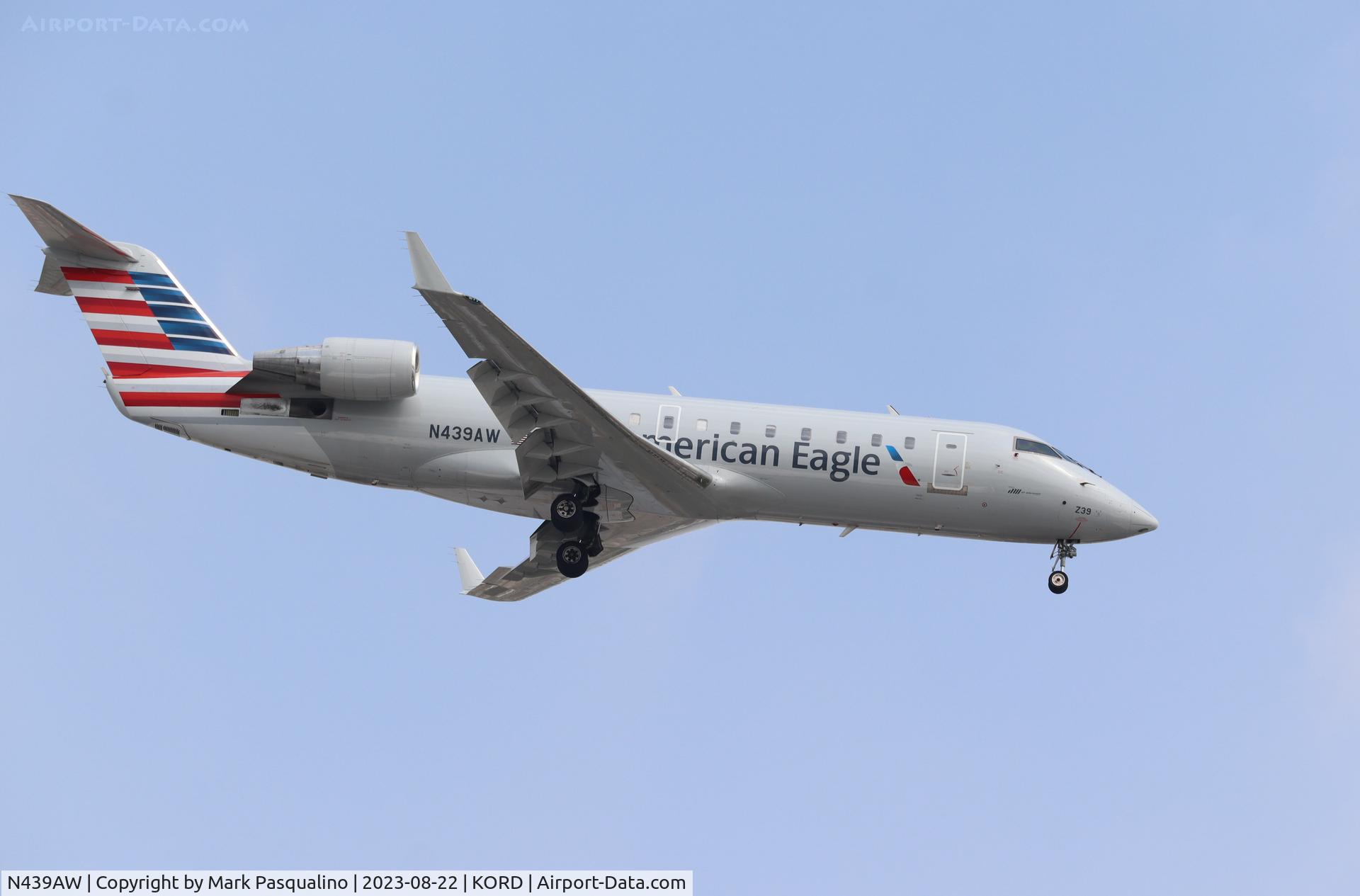 N439AW, 2003 Bombardier CRJ-200LR (CL-600-2B19) C/N 7753, CL-600-2B19