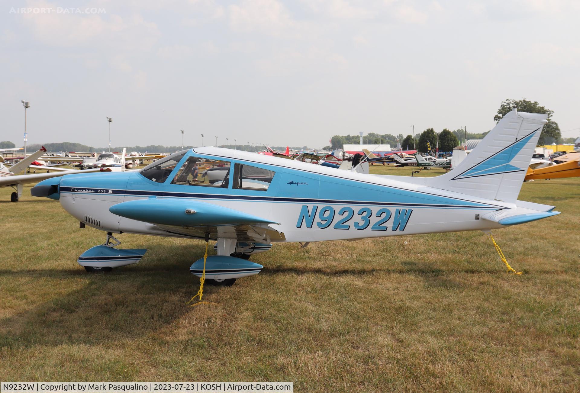N9232W, 1967 Piper PA-28-235 C/N 28-10900, Piper PA-28-235