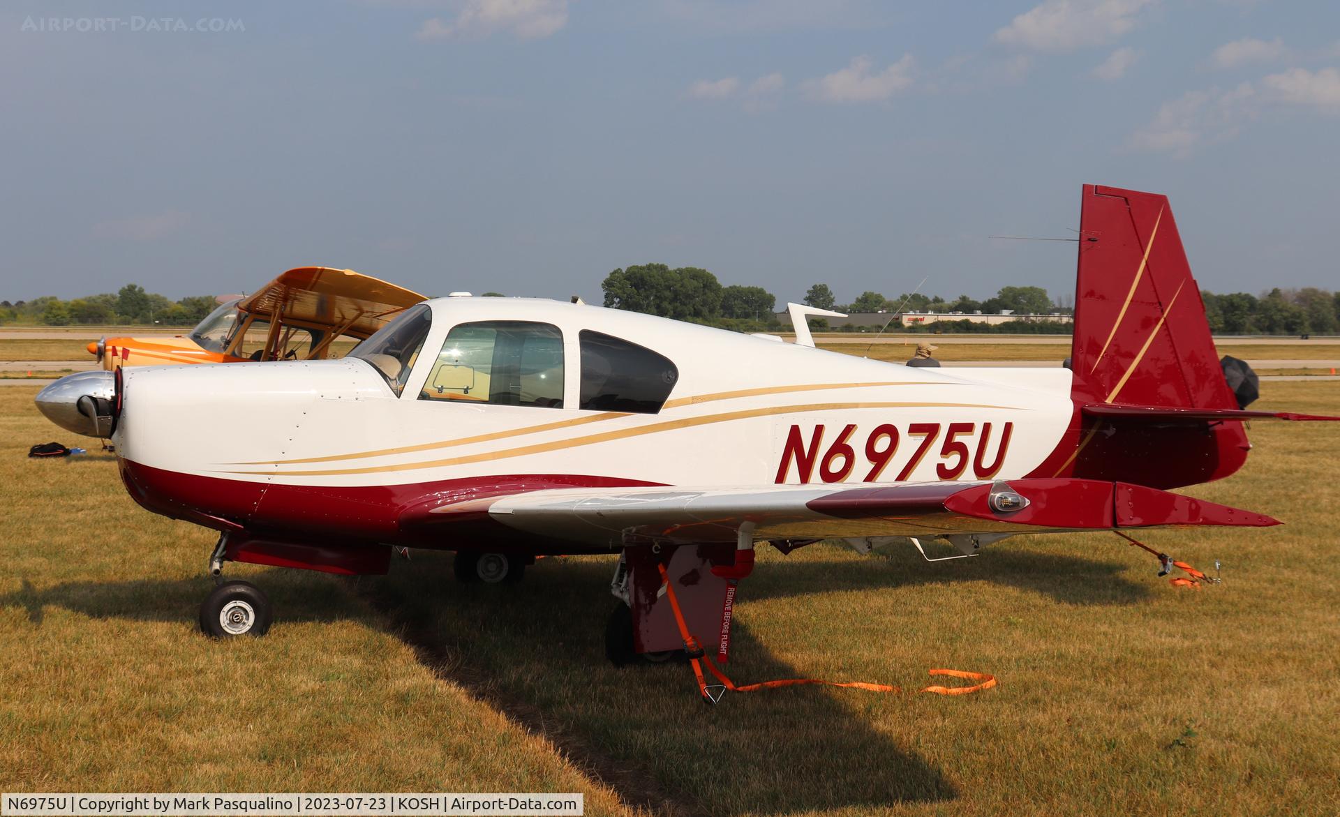 N6975U, 1964 Mooney M20E C/N 335, Mooney M20E