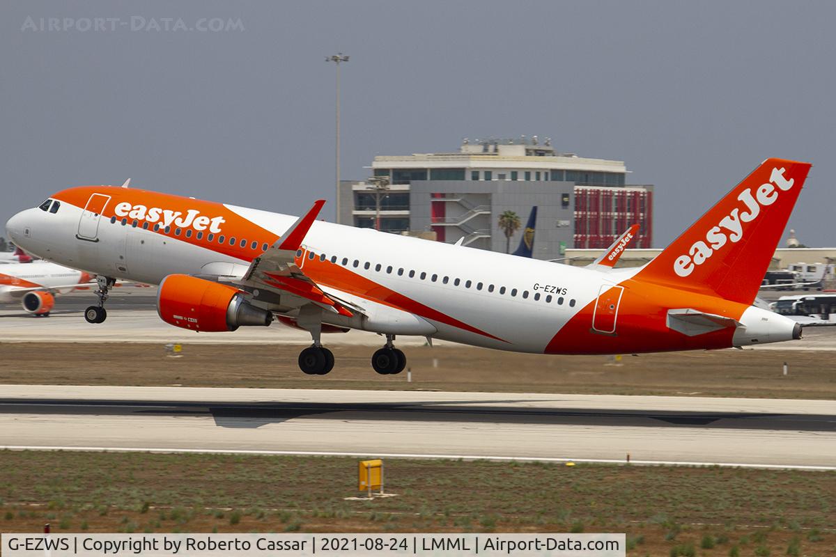 G-EZWS, 2014 Airbus A320-214 C/N 6011, Runway 31