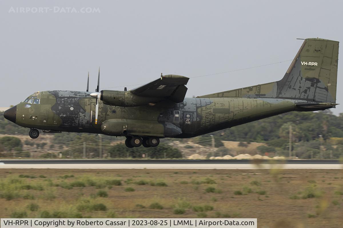 VH-RPR, 1971 Transall C-160D C/N D120, Runway 31