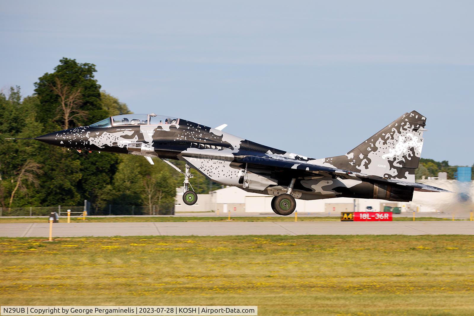 N29UB, 1989 Mikoyan-Gurevich MiG-29UB C/N 50903014896, Oshkosh 2023.