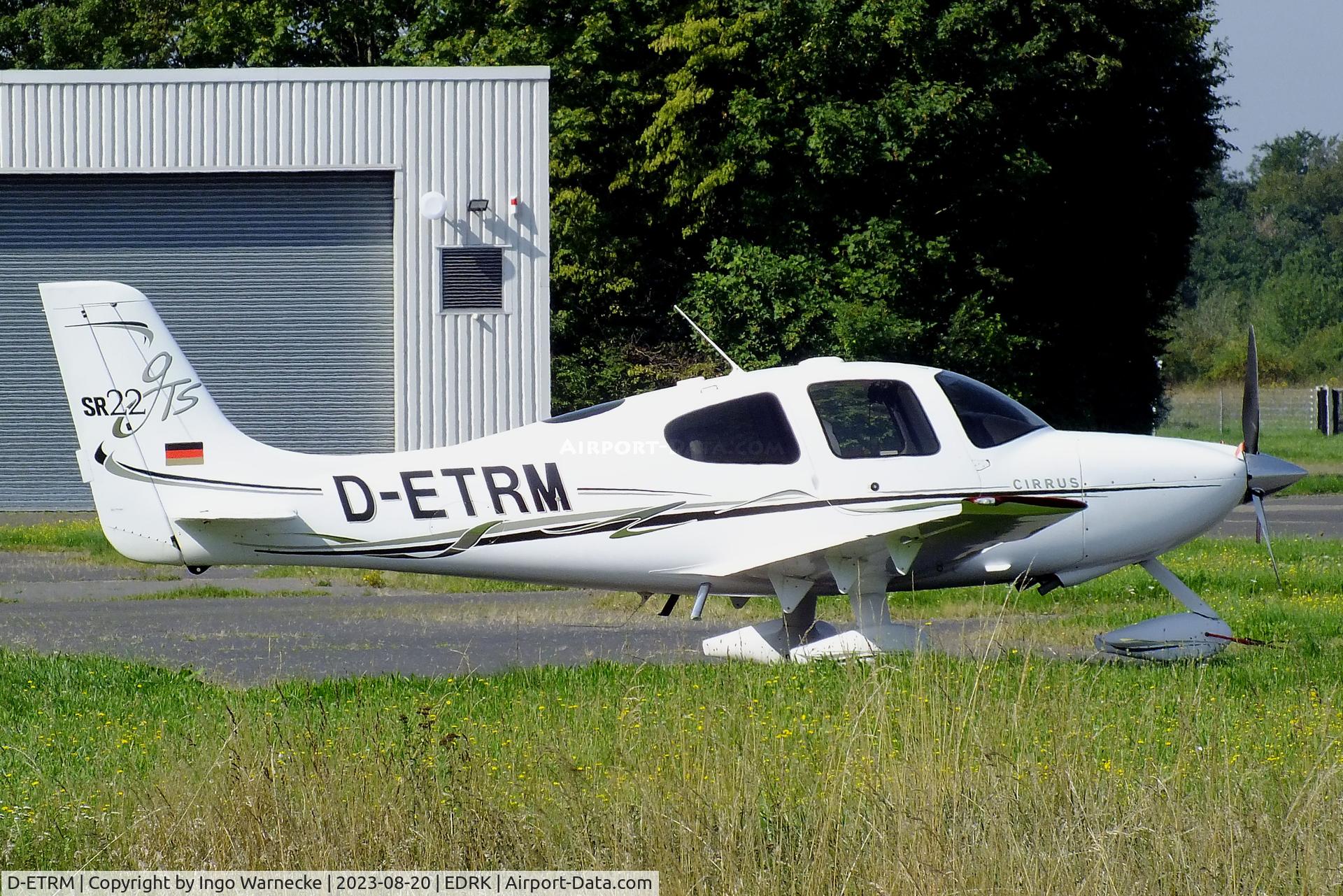 D-ETRM, Cirrus SR22 GTS C/N 2058, Cirrus SR22 GTS at Koblenz-Winningen airfield