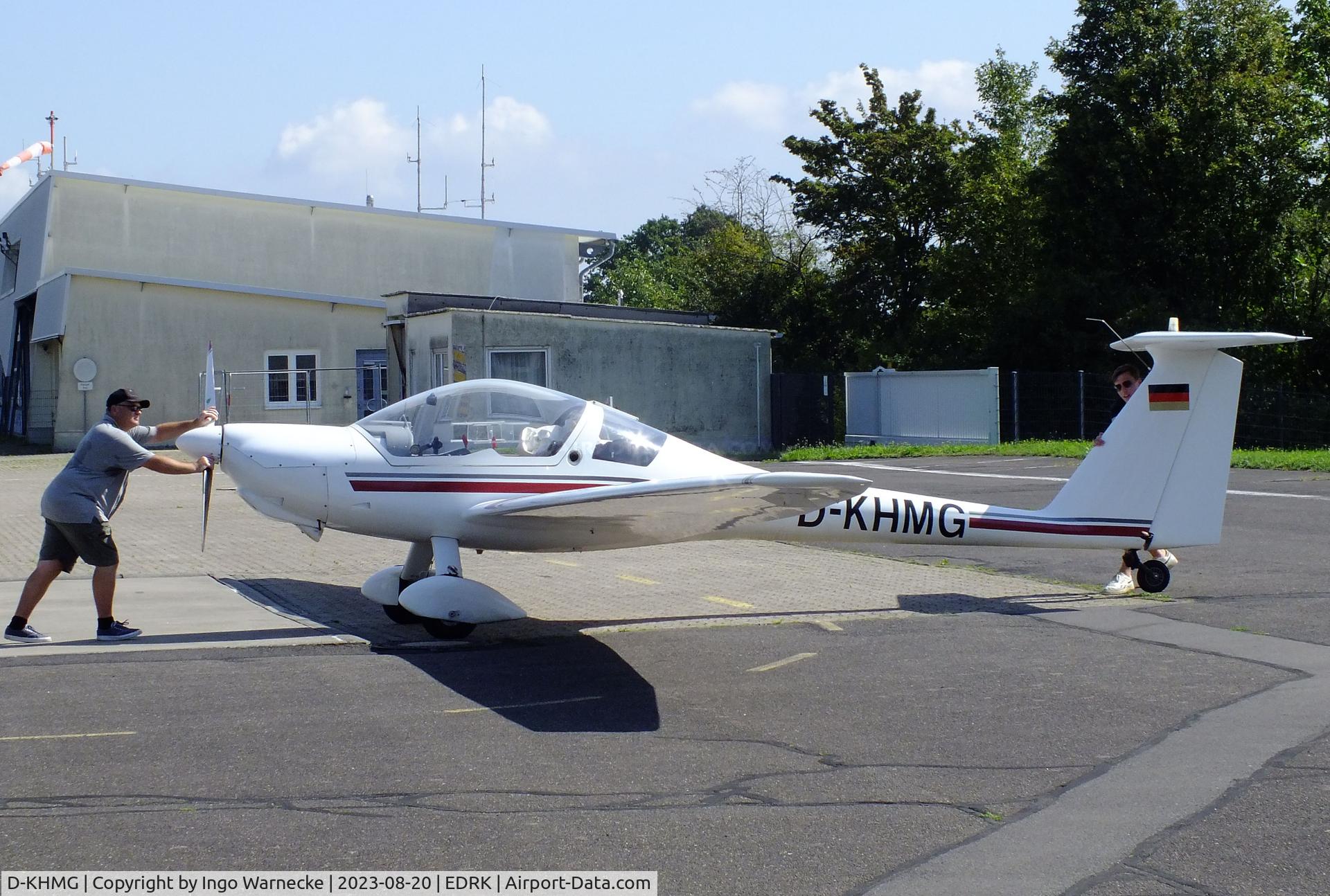 D-KHMG, Hoffmann HK-36R Super Dimona C/N 36318, Diamond HK-36R Super Dimona at Koblenz-Winningen airfield