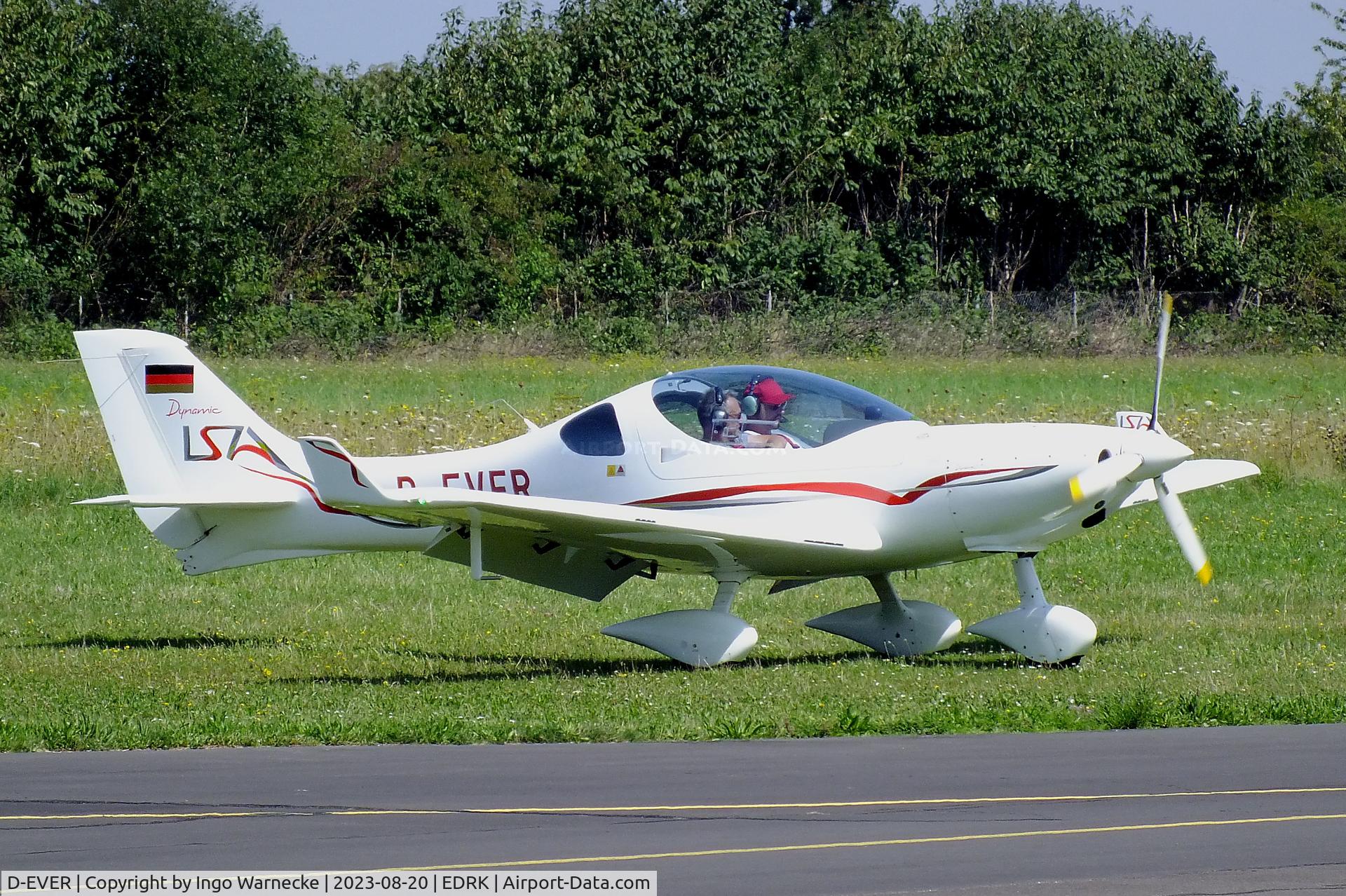 D-EVER, 2019 Aerospool WT-9 Dynamic C/N 19003, Aerospool WT-9 Dynamic at Koblenz-Winningen airfield