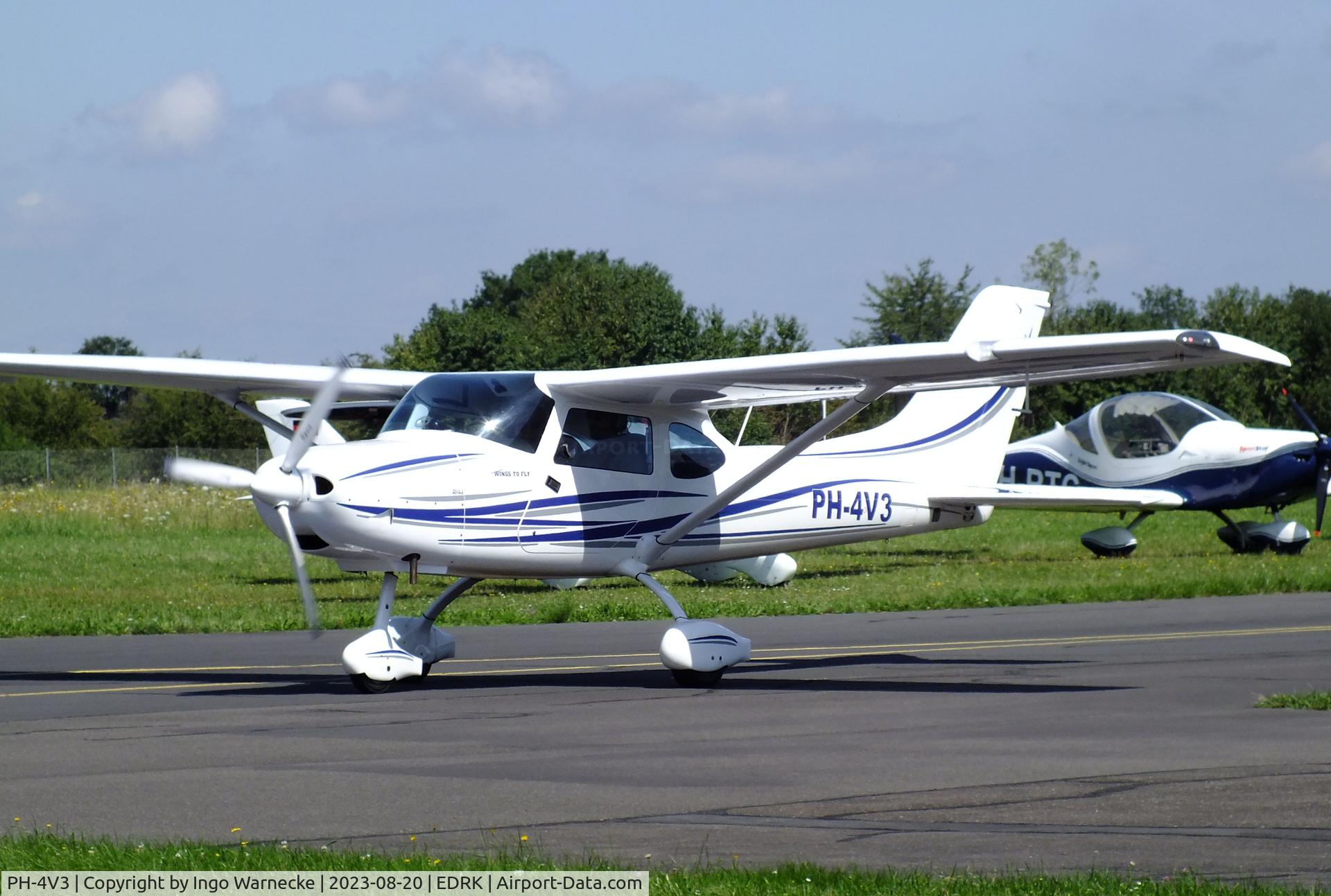 PH-4V3, 2021 TL Ultralight TL-3000 Sirius C/N 21 SI 211, TL Ultralight TL-3000 Sirius at Koblenz-Winningen airfield