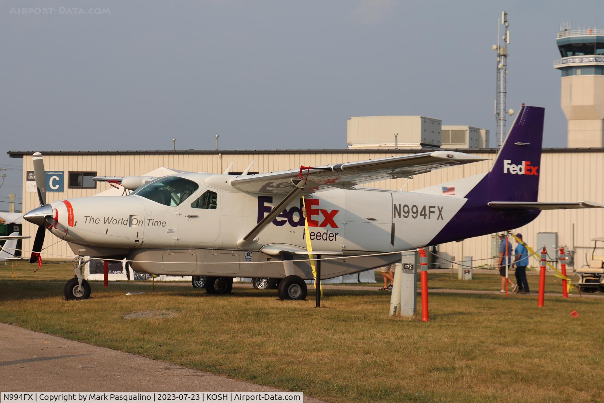 N994FX, 2011 Cessna 208B Super Cargomaster C/N 208B-2315, Cessna 208B