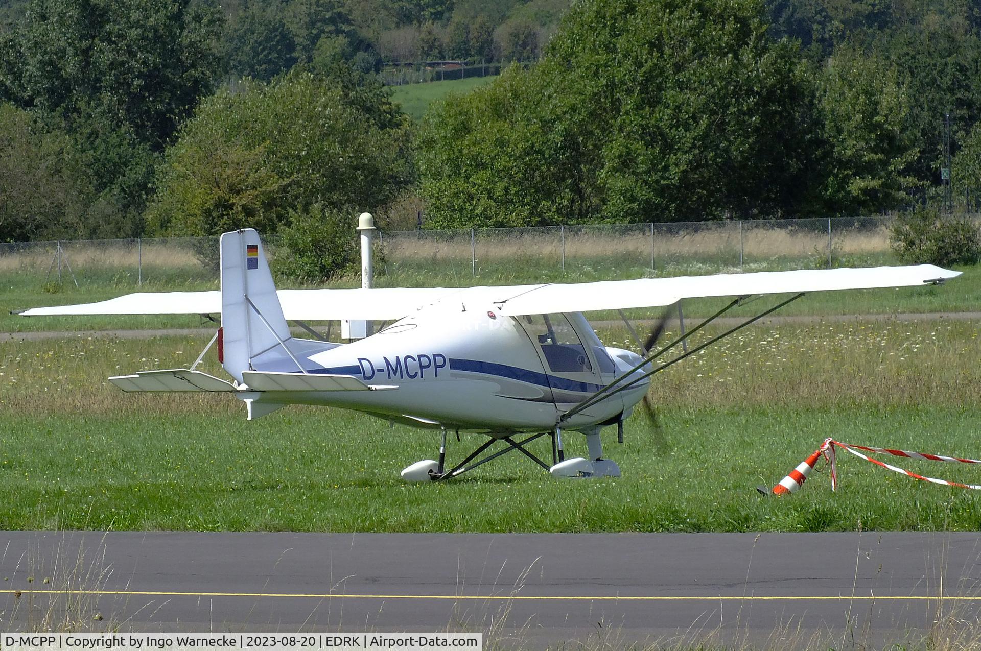 D-MCPP, Comco Ikarus C42B C/N 0051, Comco Ikarus C42B at Koblenz-Winningen airfield