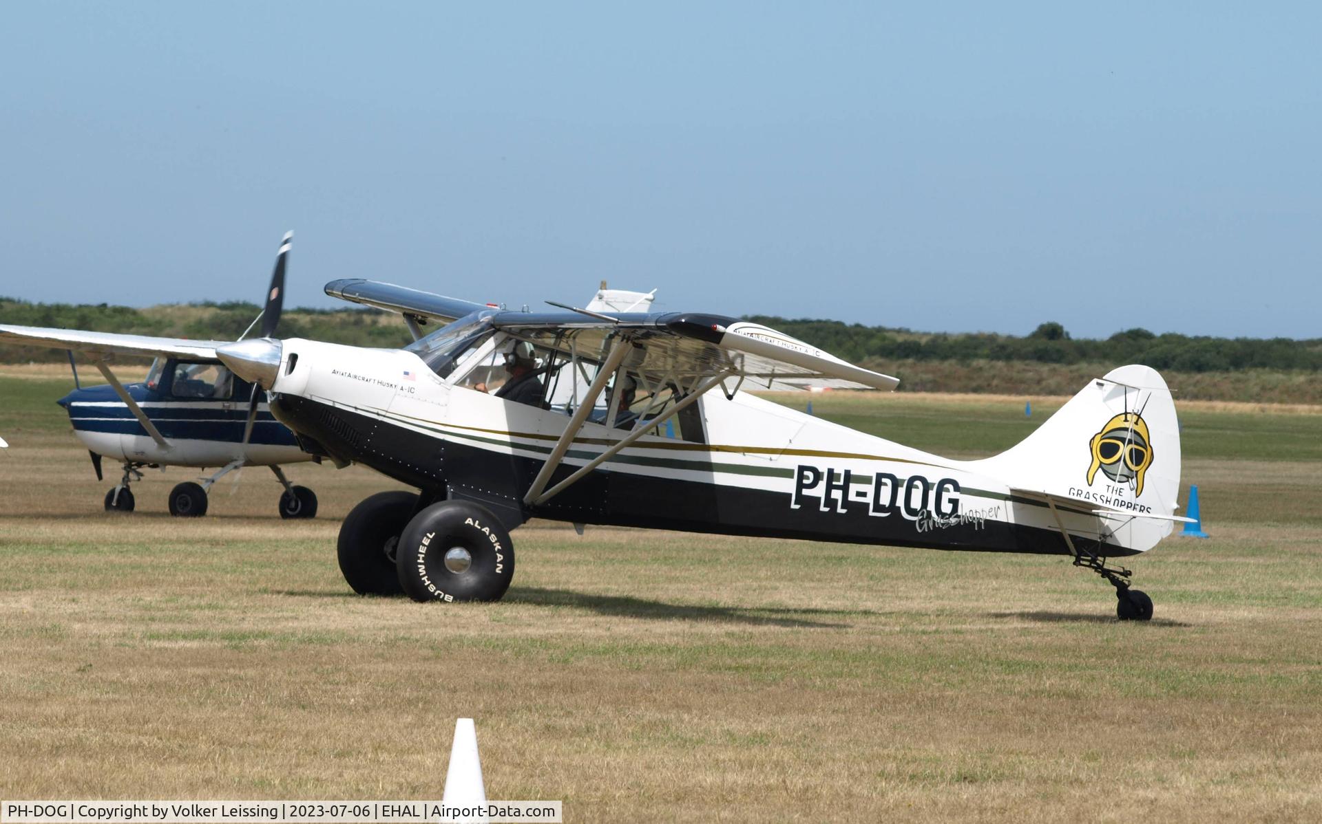 PH-DOG, 2014 Aviat A-1C-180 Husky C/N 3211, taxi to parking