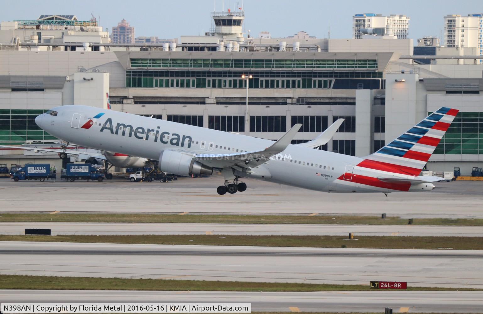 N398AN, 1999 Boeing 767-323ER C/N 29605, AAL 763 nc zx MIA-SXM