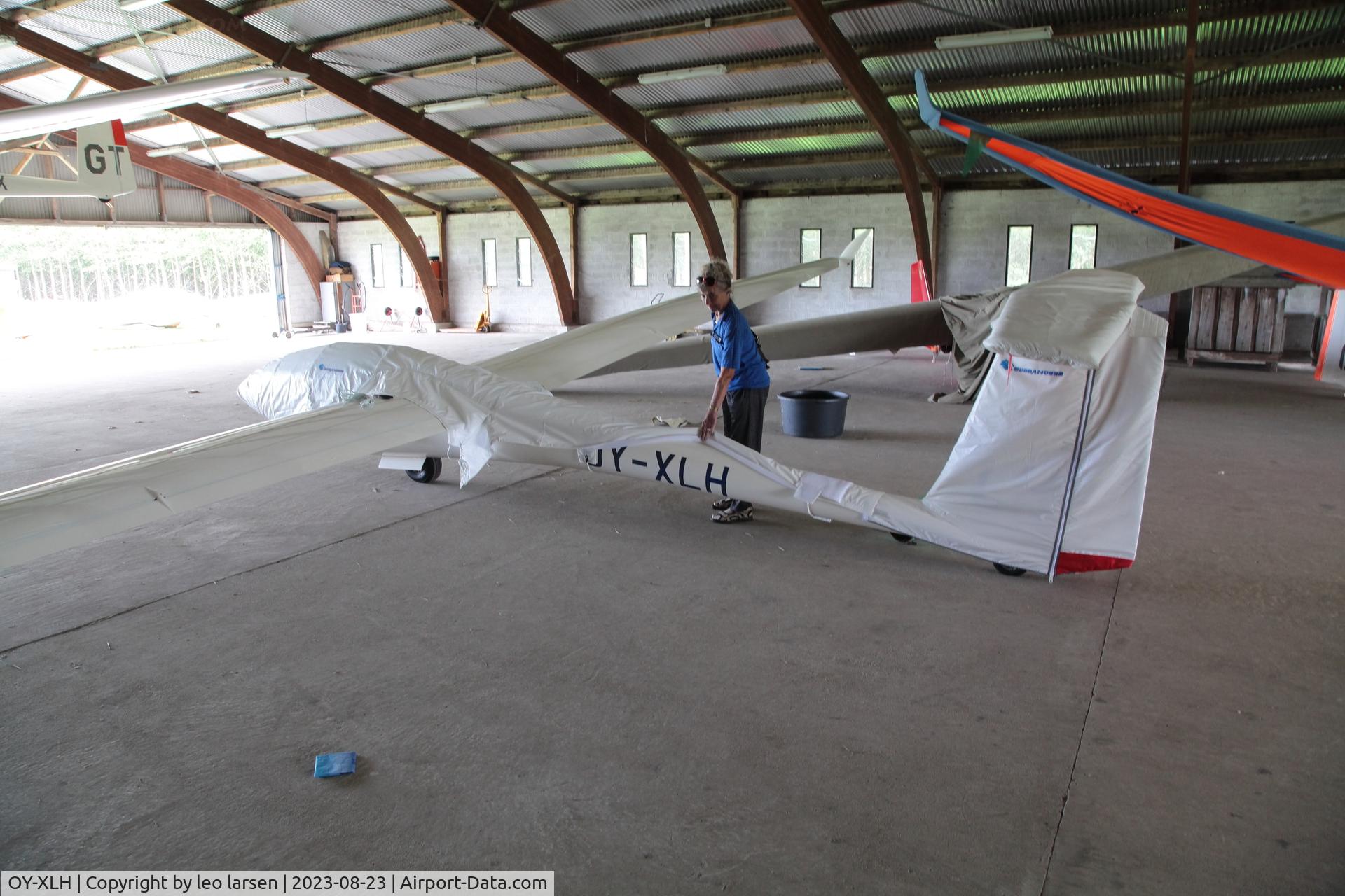 OY-XLH, 1981 Schleicher ASW-20F C/N 20504, Kongsted 27.8.2023