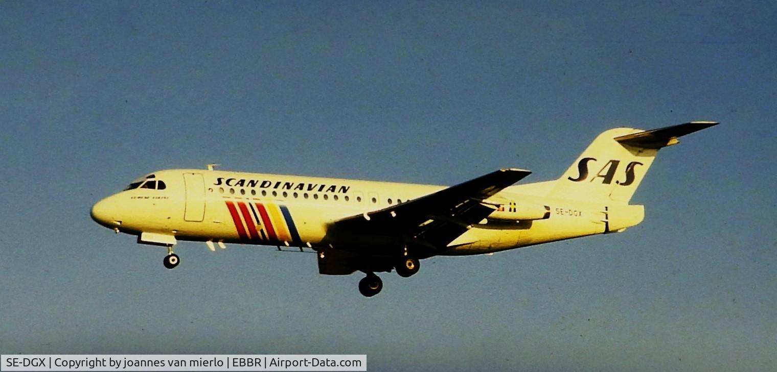 SE-DGX, 1985 Fokker F-28-4000 Fellowship C/N 11225, Slide scan