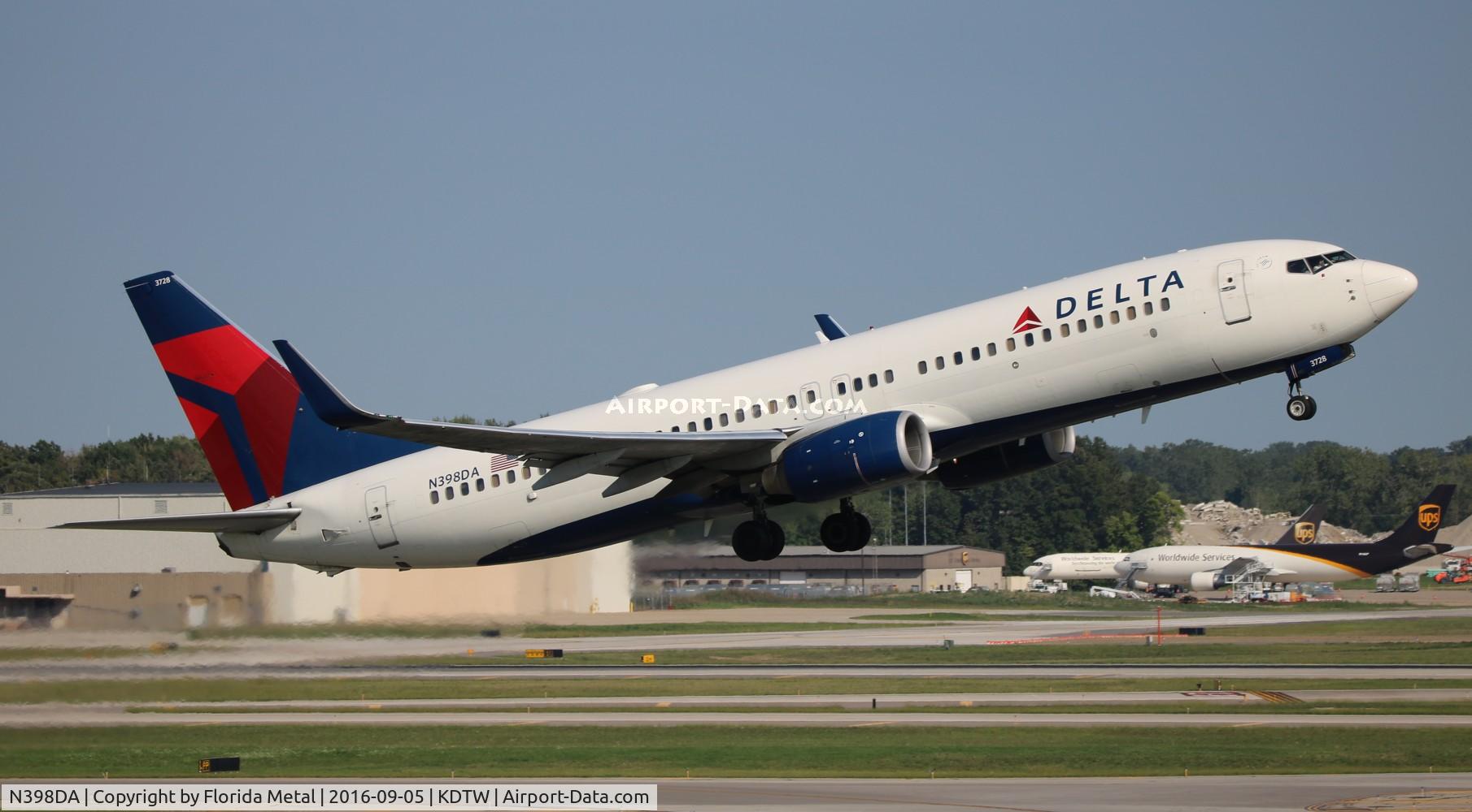N398DA, 2000 Boeing 737-832 C/N 30774, DAL 738 zx DTW-BOS