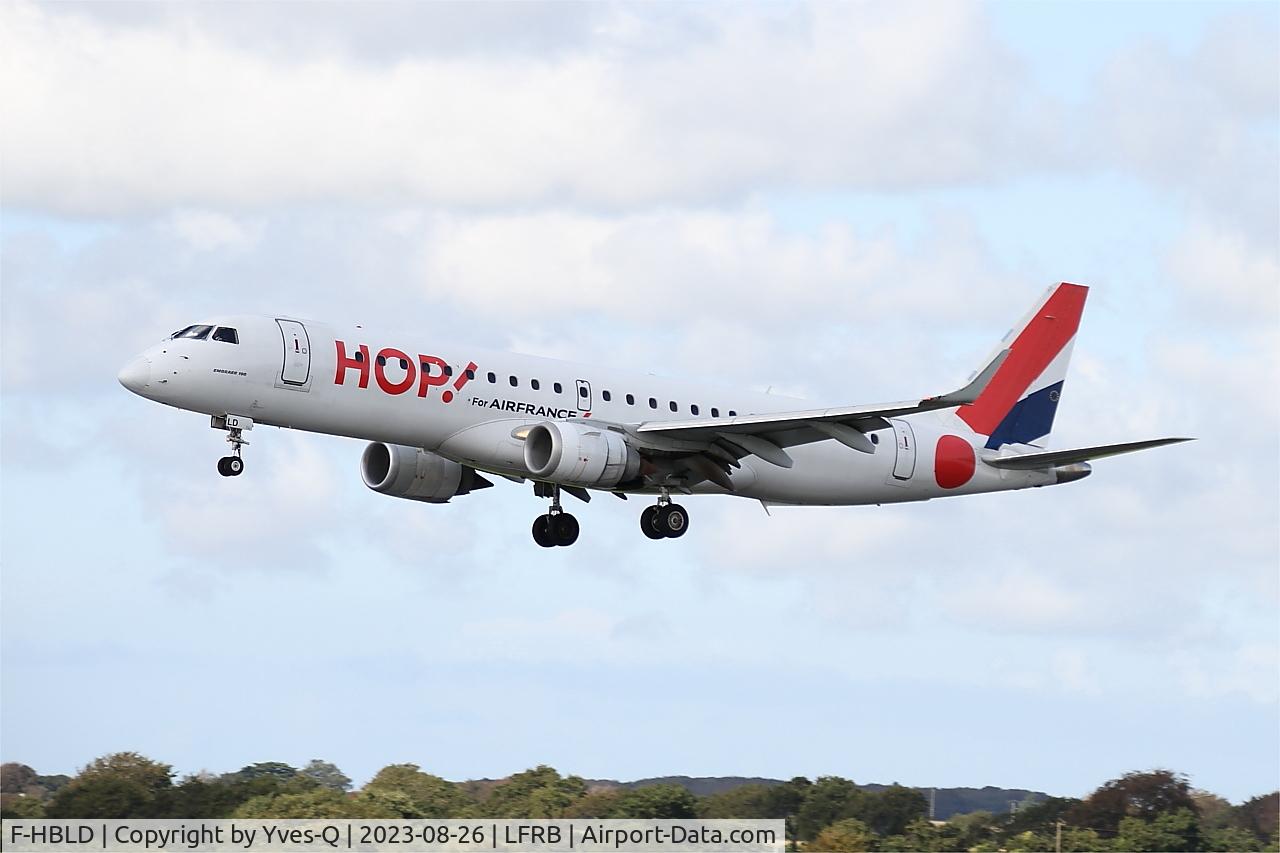 F-HBLD, 2007 Embraer 190LR (ERJ-190-100LR) C/N 19000113, Embraer 190LR, On final rwy 25L, Brest-Bretagne airport (LFRB-BES)